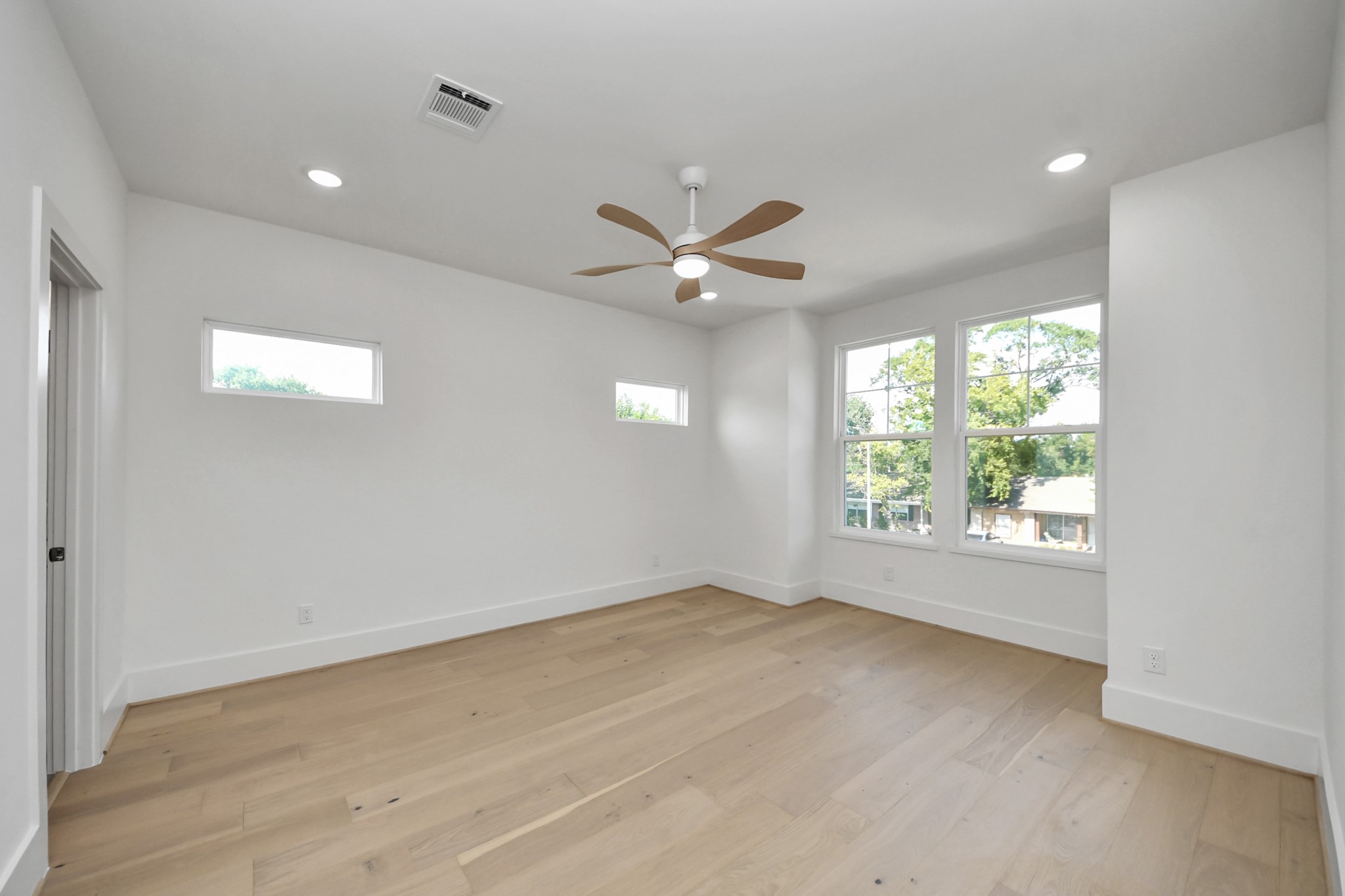 8521 Friendship Road, Houston, TX 77080