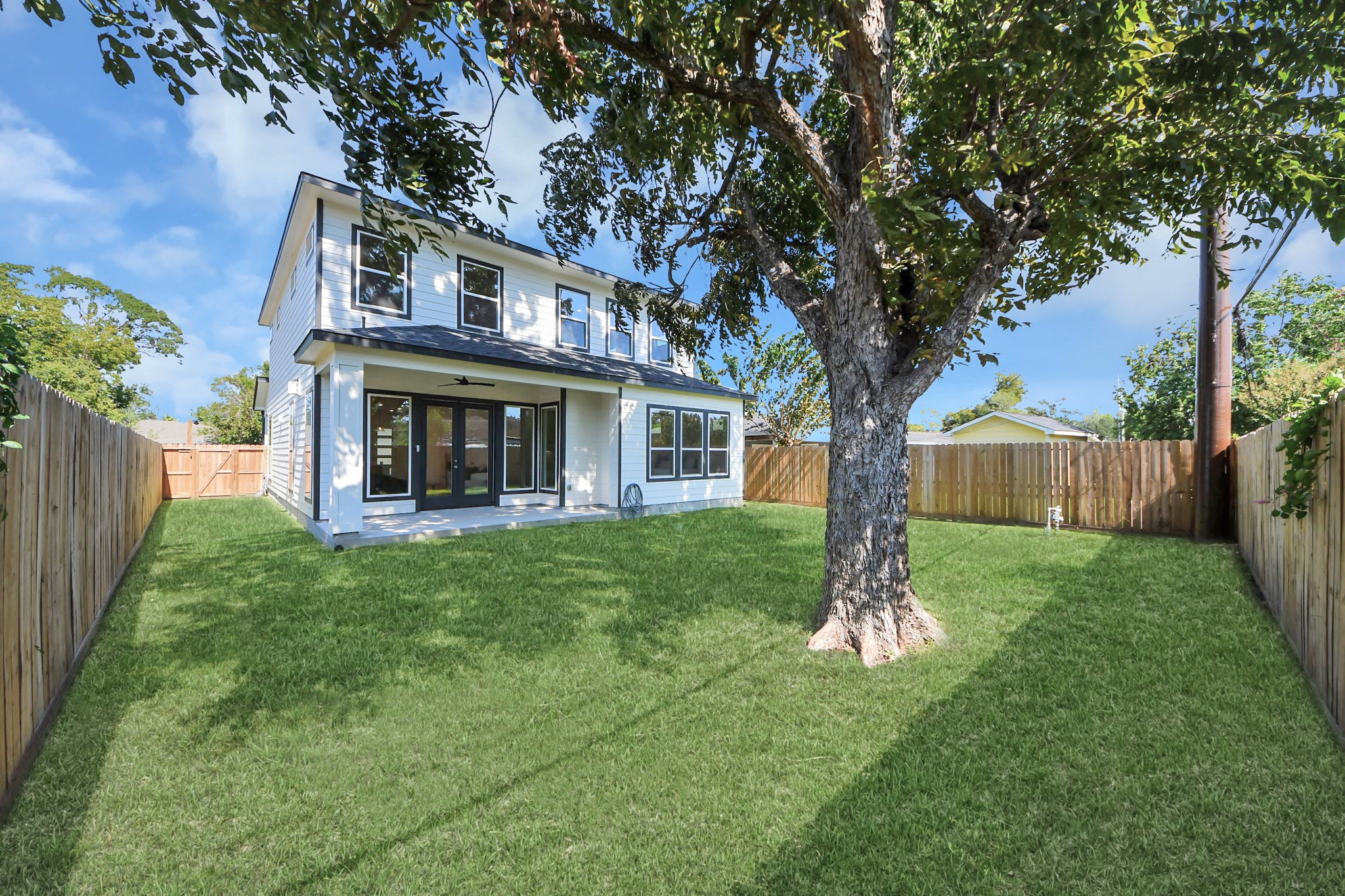 8521 Friendship Road, Houston, TX 77080