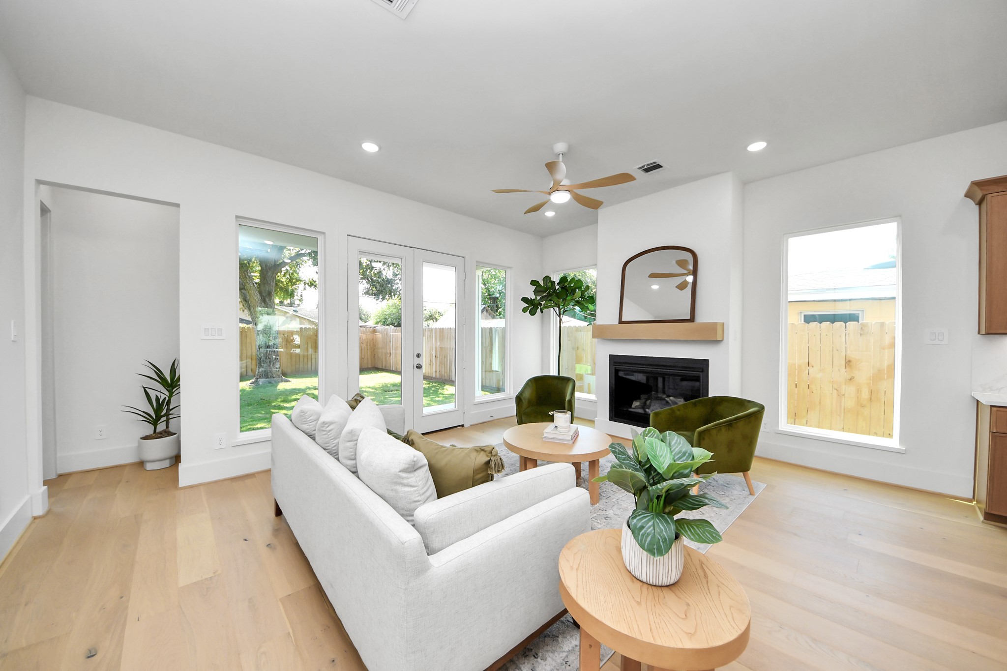 8521 Friendship Road, Houston, TX 77080