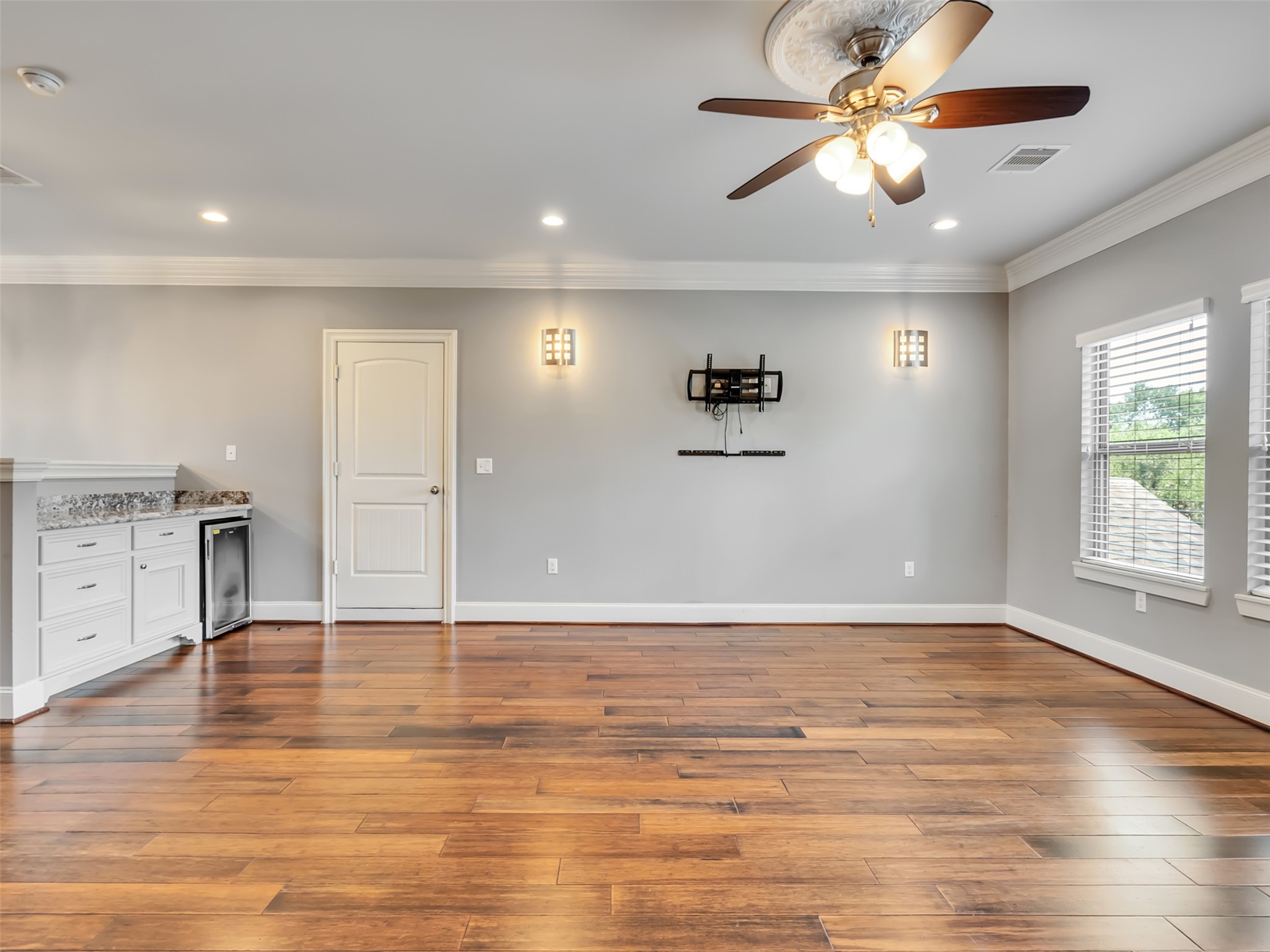 4708 McKinney Street, Houston, TX 77023