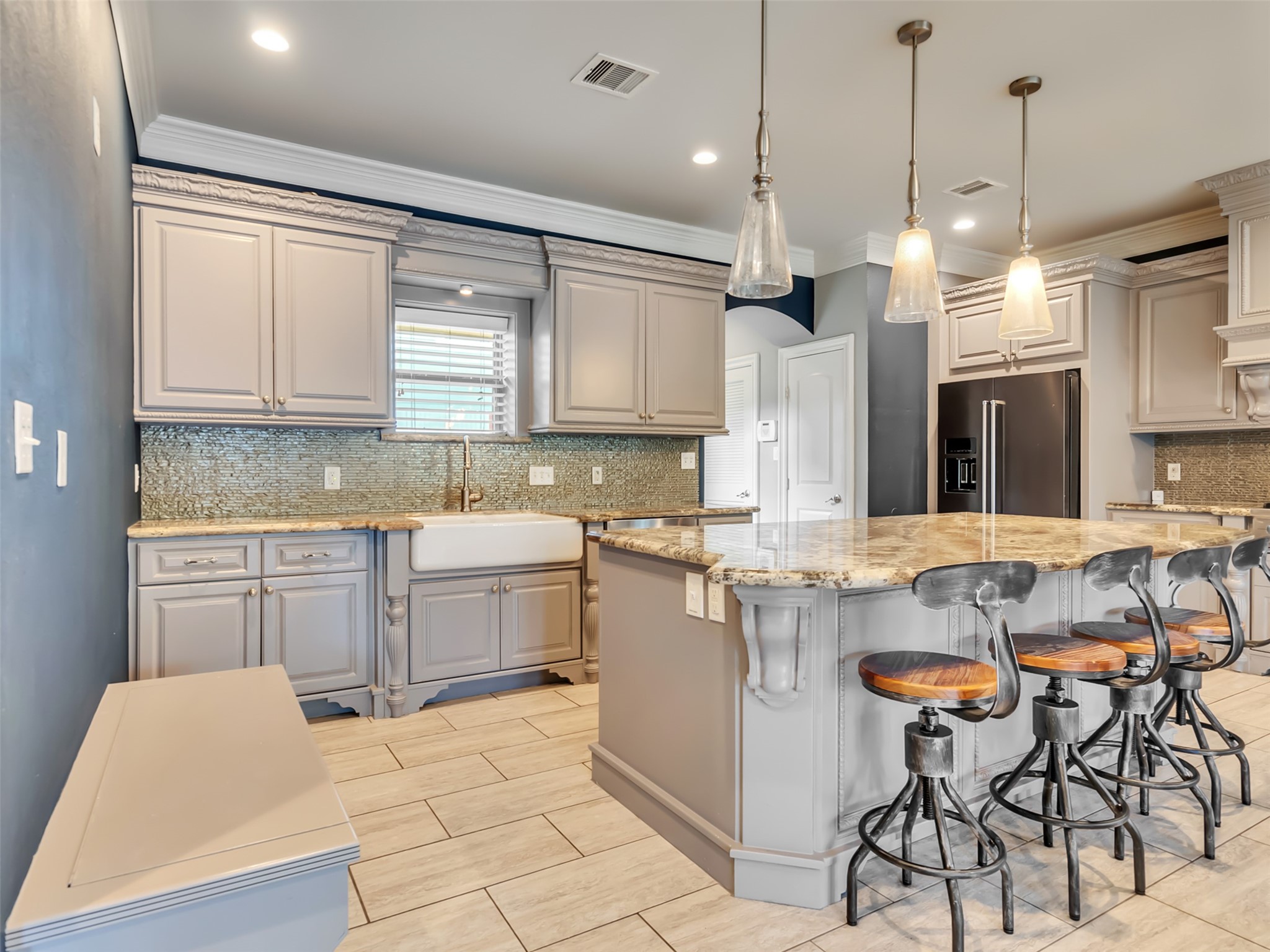 4708 McKinney Street, Houston, TX 77023