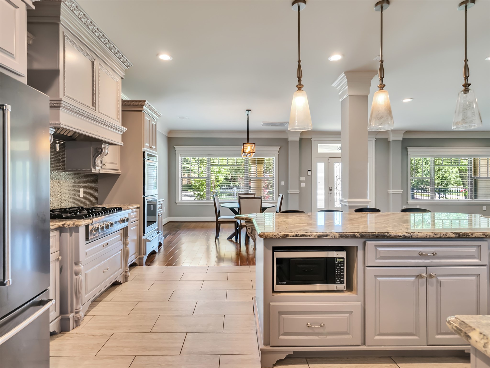 4708 McKinney Street, Houston, TX 77023