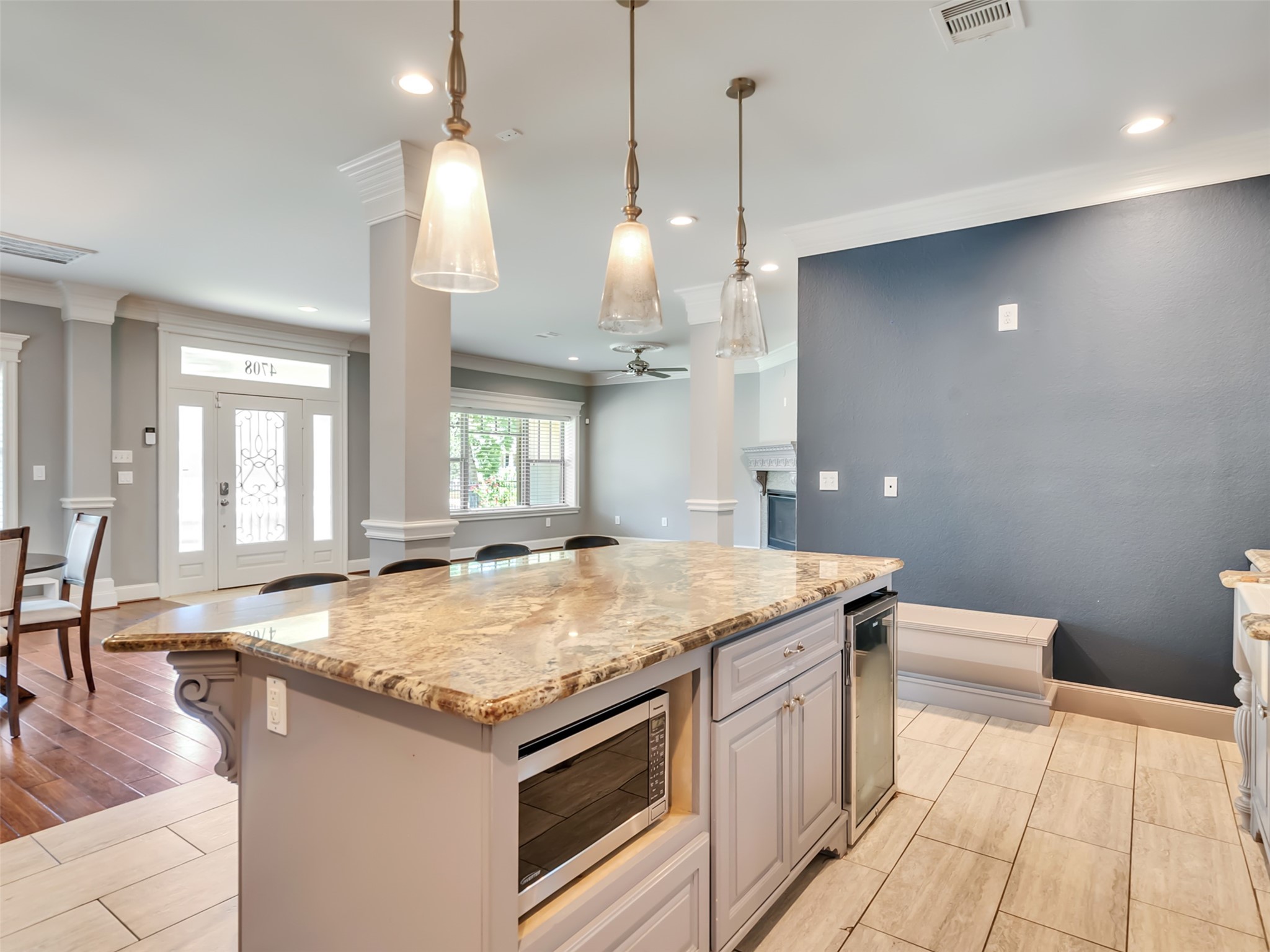 4708 McKinney Street, Houston, TX 77023