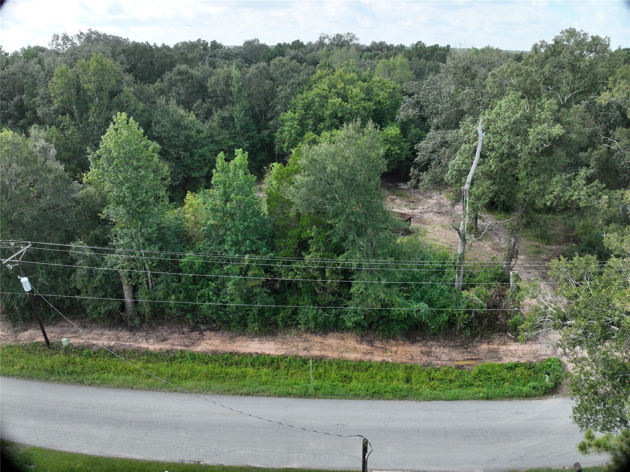 27060 Hill And Dale Avenue, Splendora, TX 77372