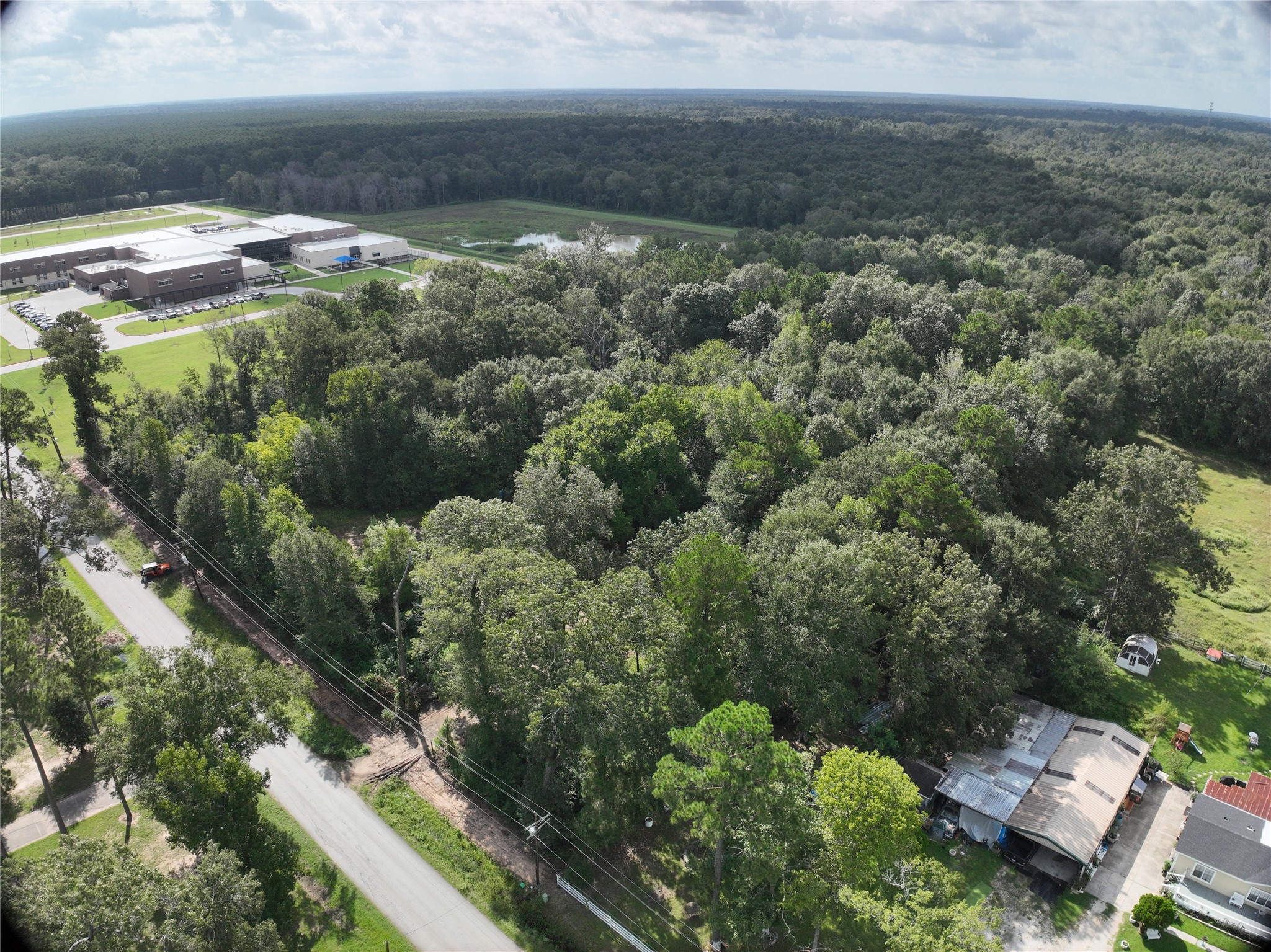 27060 Hill And Dale Avenue, Splendora, TX 77372