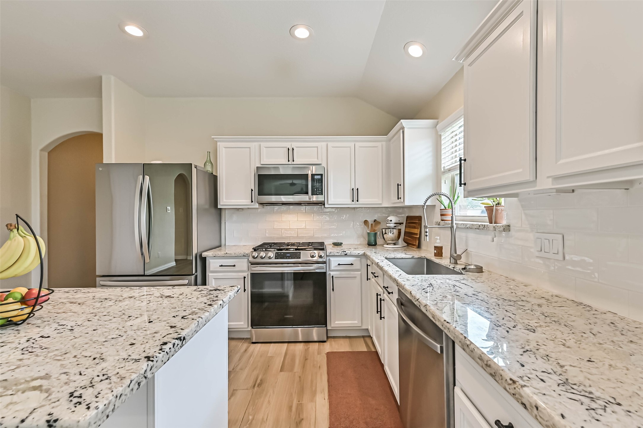 3118 Cambridge Meadows Lane, League City, TX 77539