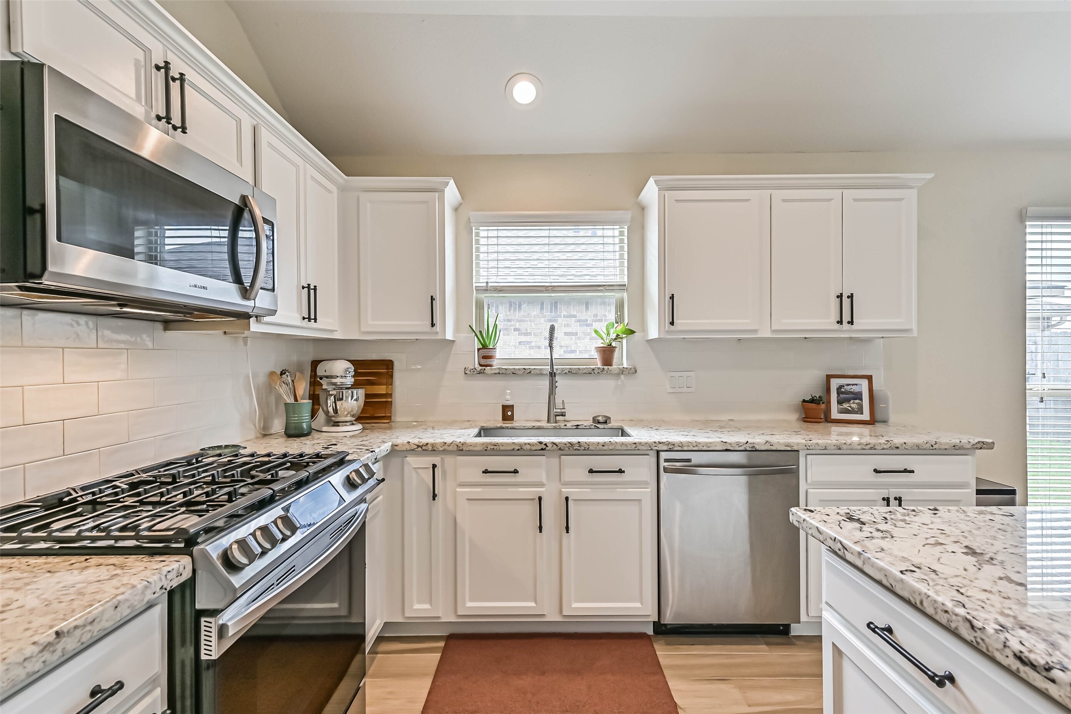 3118 Cambridge Meadows Lane, League City, TX 77539