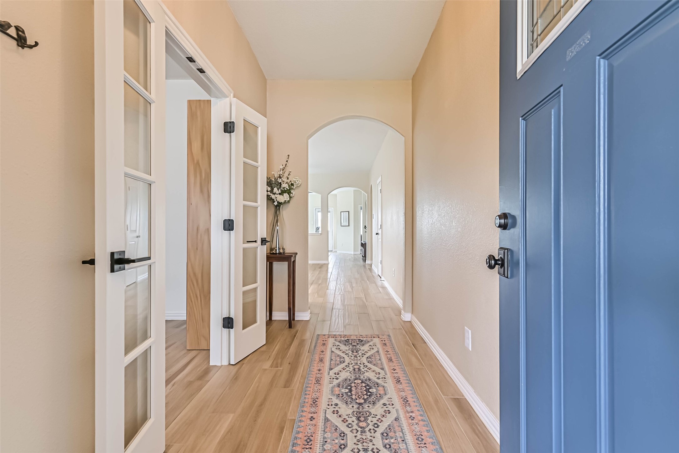 Main entrance to the house with office to the left. Main entrance to the house with office to the left.