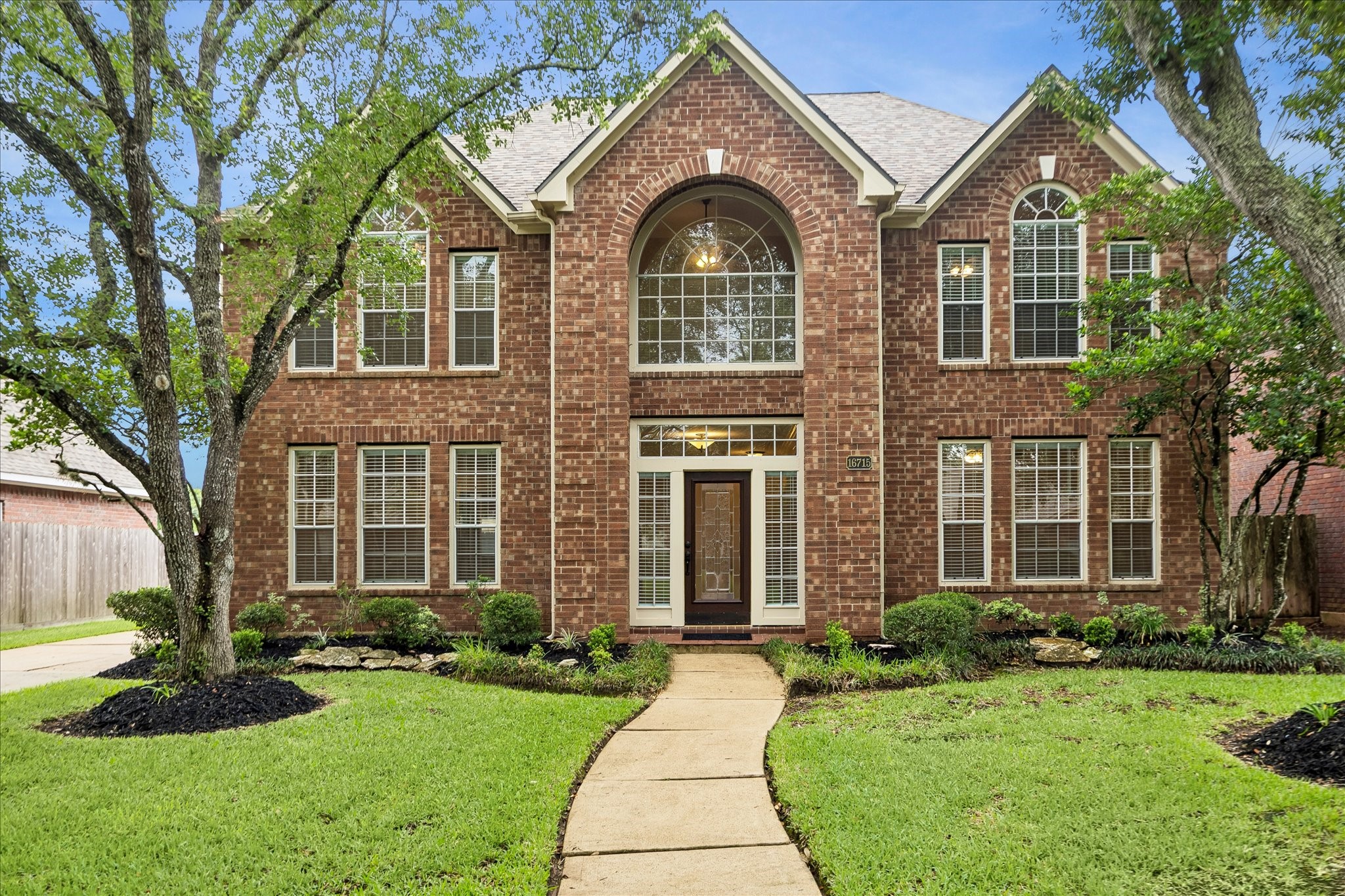 This beautiful 2 story home, located in the highly desriable Colony Meadows subdivision, features 4 bedrooms and 2-1/2 bathrooms.  Gorgeous front elevation and it is all brick, with a roof that was replaced in 2024!