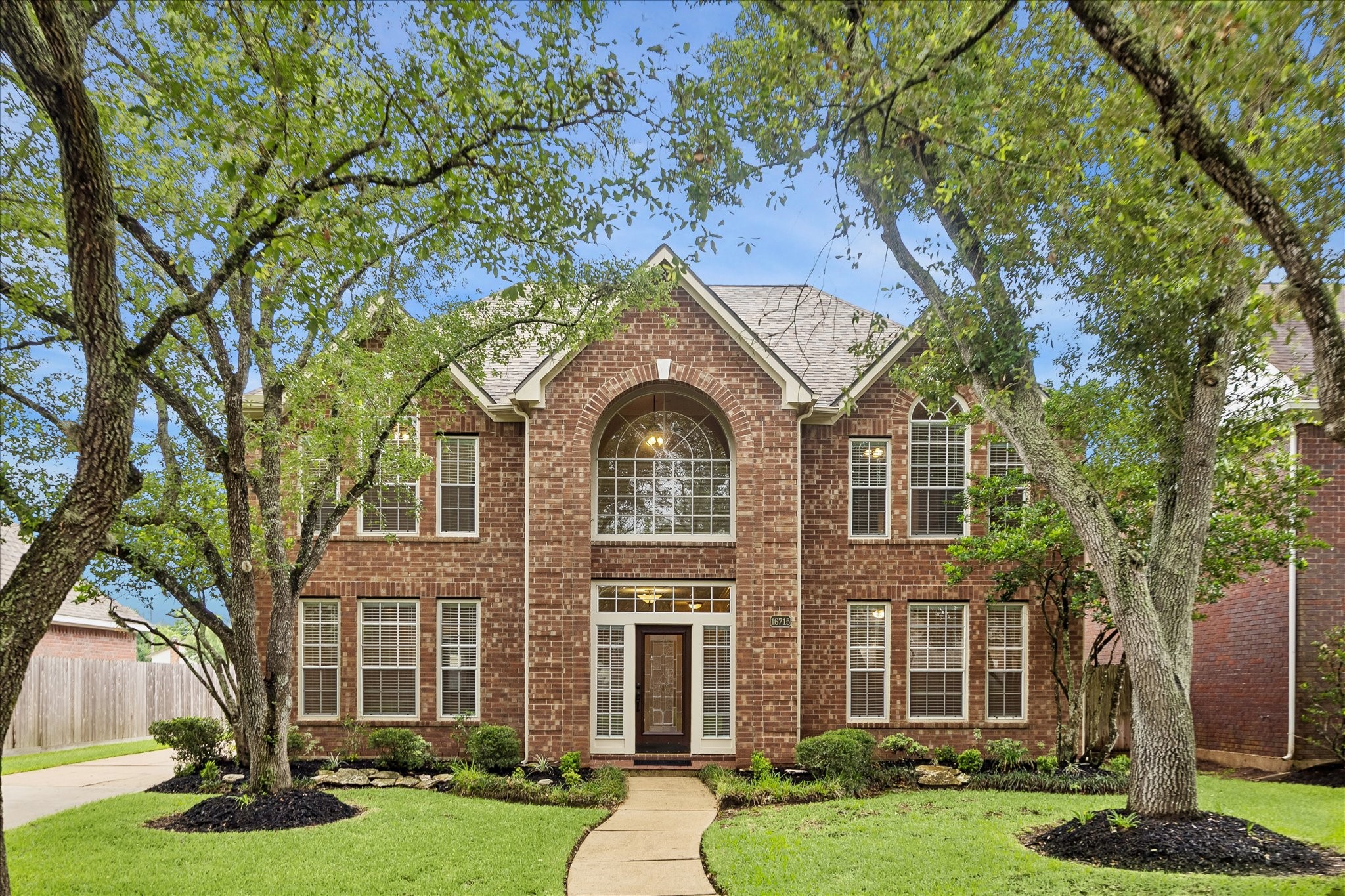 And another view of the front, with mature live oaks trees. And a bonus is that there are no back neighbors! And another view of the front, with mature live oaks trees. And a bonus is that there are no back neighbors!