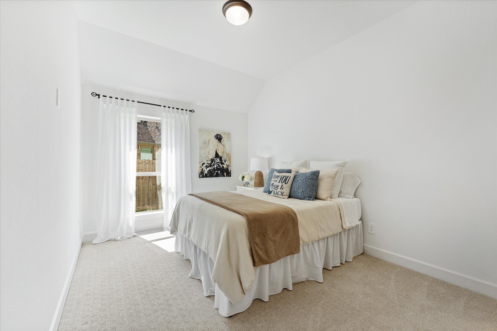 Private guest suite
