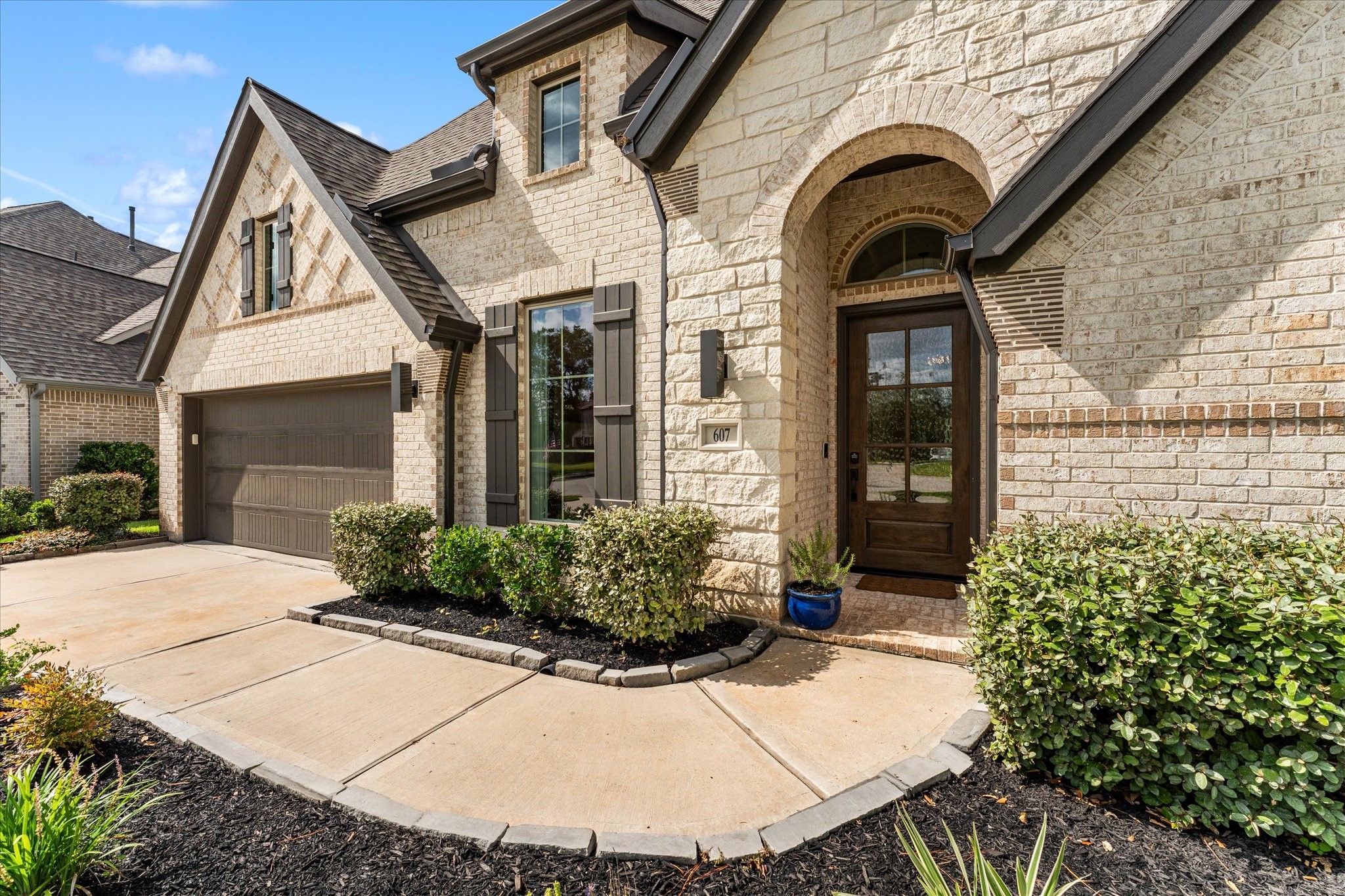 3 car tandem garage with door to side yard 3 car tandem garage with door to side yard