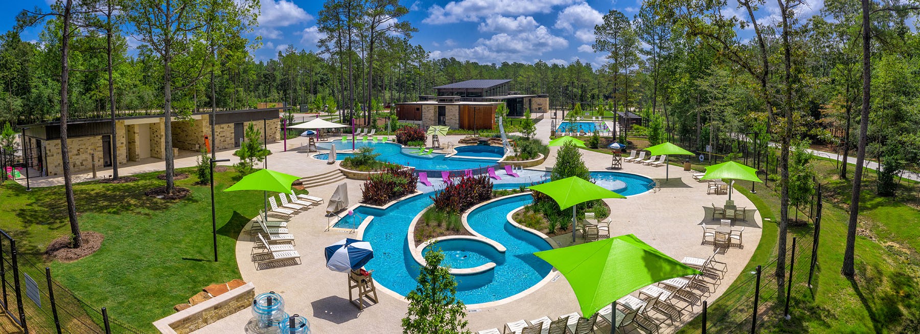 Community pool with lazy river with year round pool as well