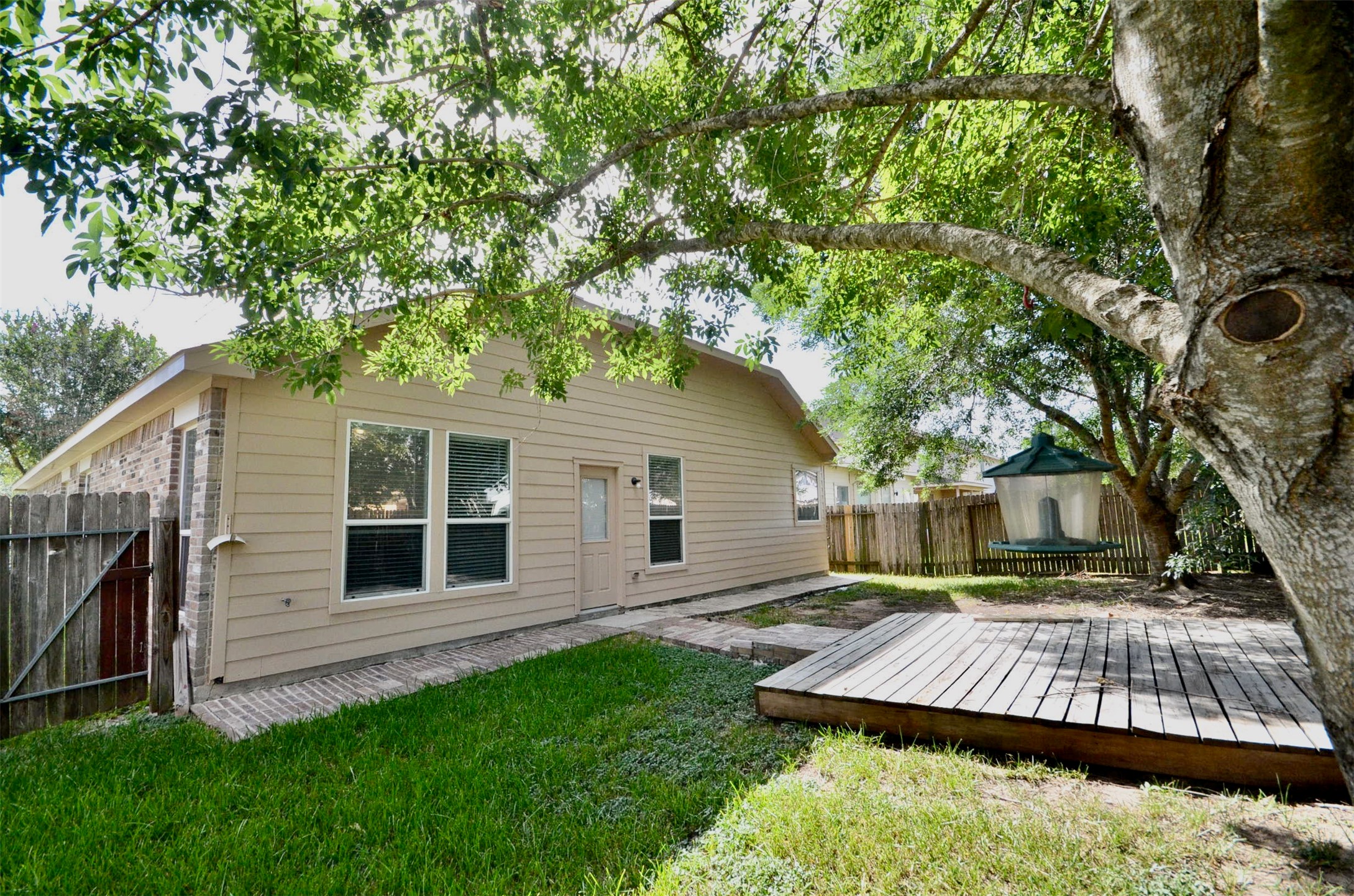 23527 Maple Vista Lane, Spring, TX 77373