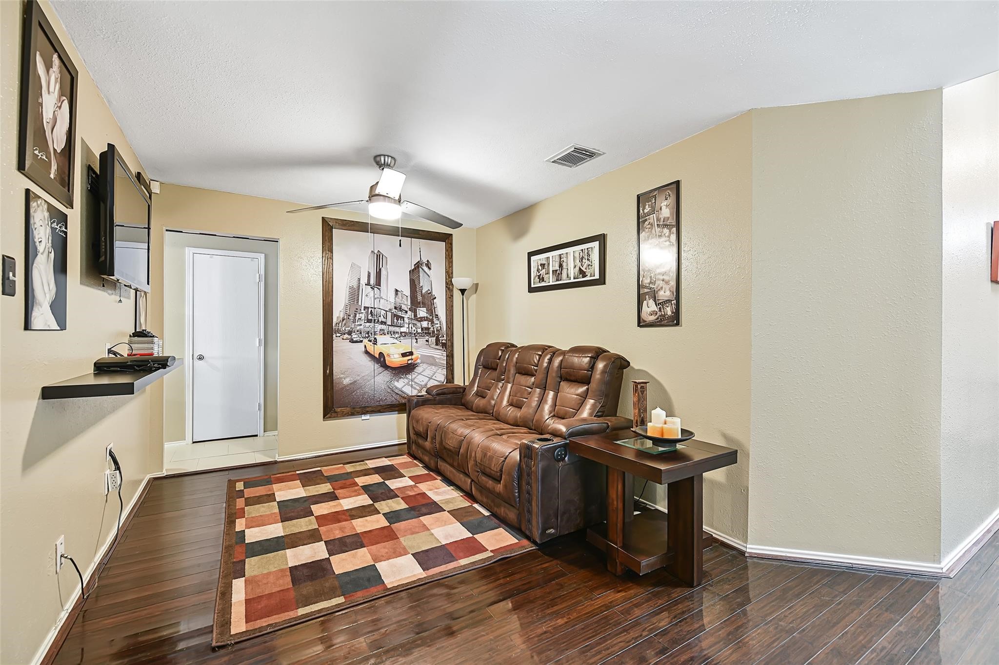 View of the dining room before the recent neutral paint