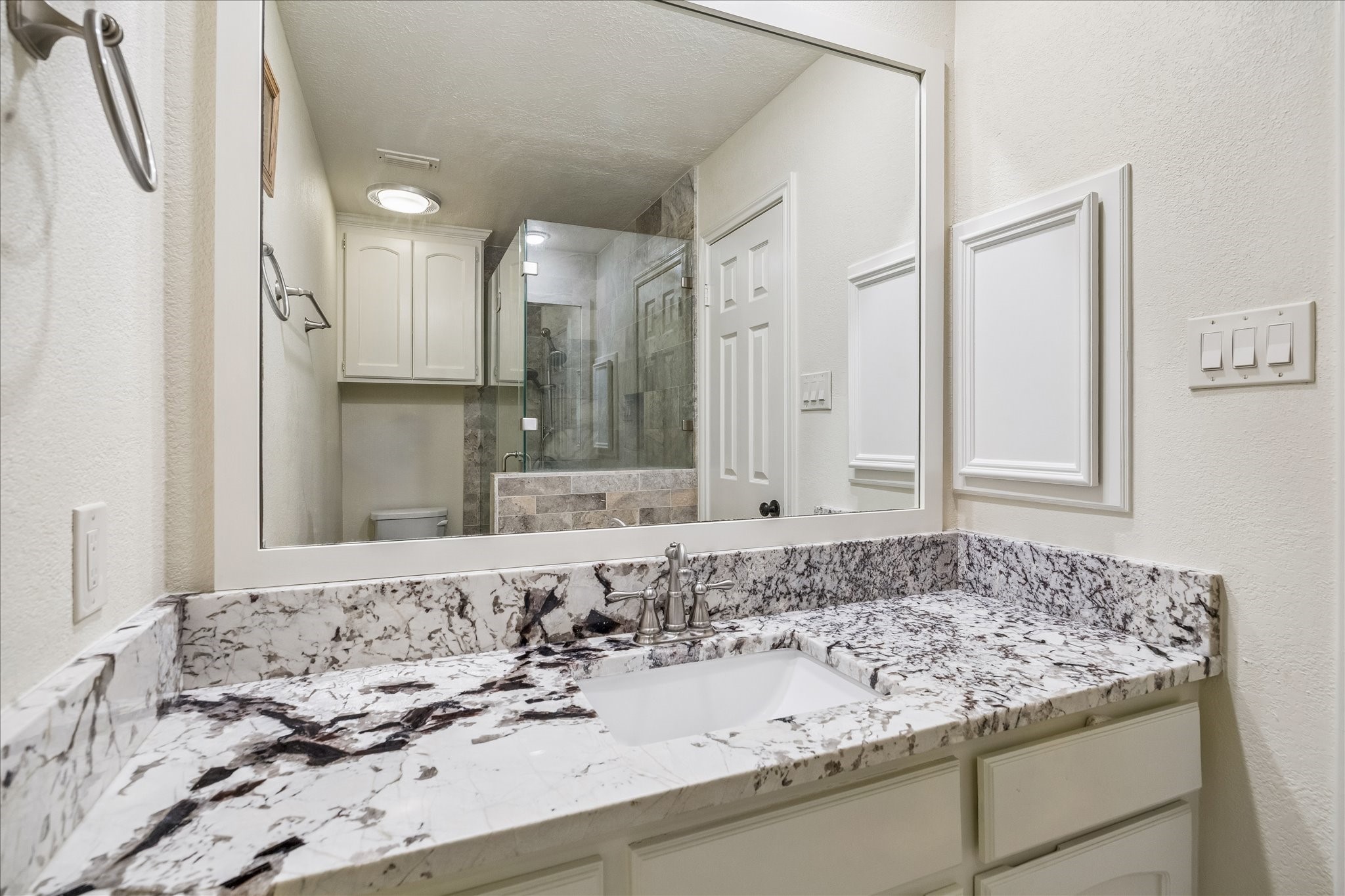 5303 Beaver Lodge Drive, Kingwood, TX 77345