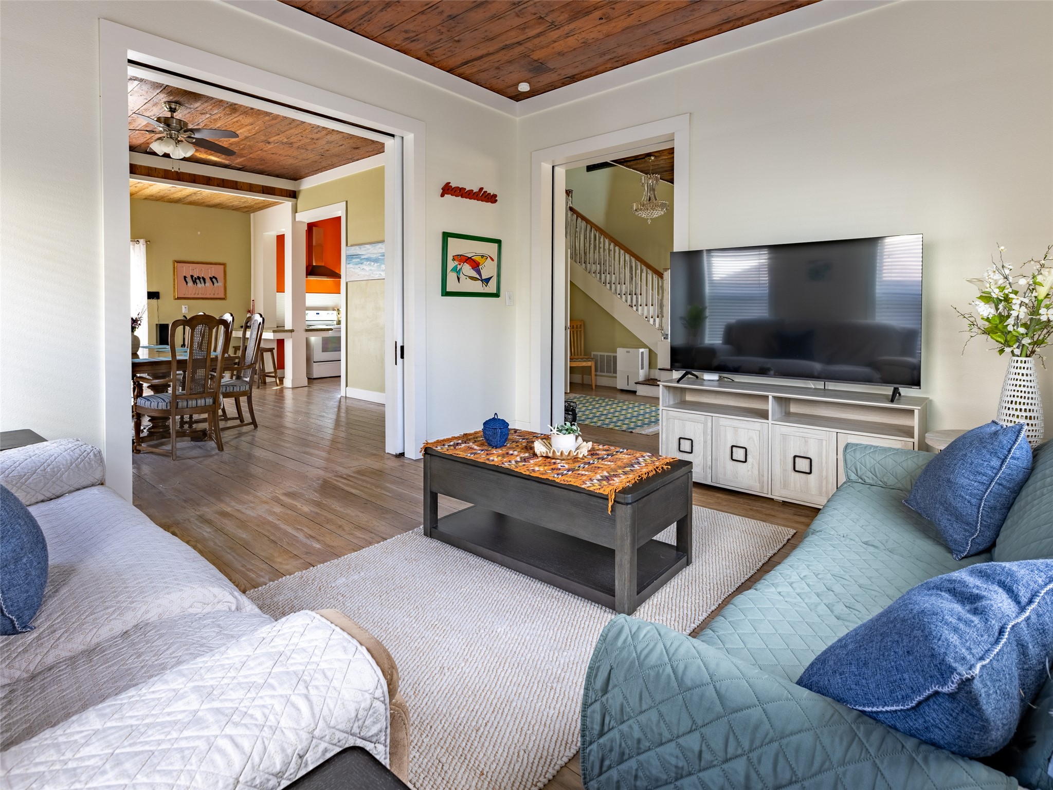 Cozy TV room