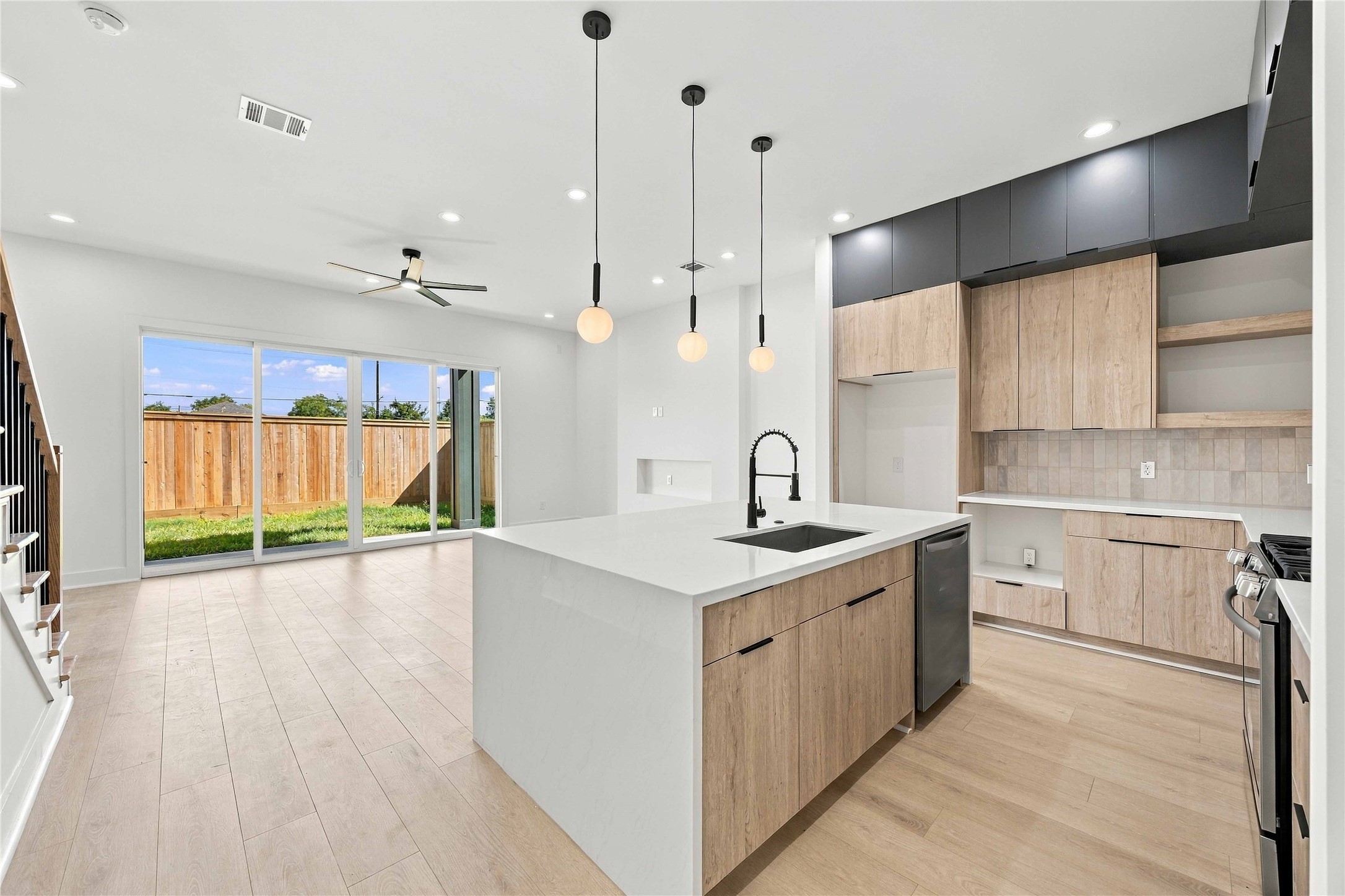1414 Copeland Street, #A, Houston, TX 77020
