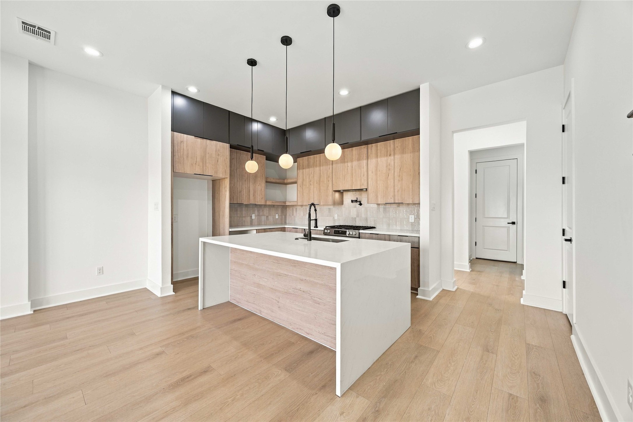 1414 Copeland Street, #A, Houston, TX 77020
