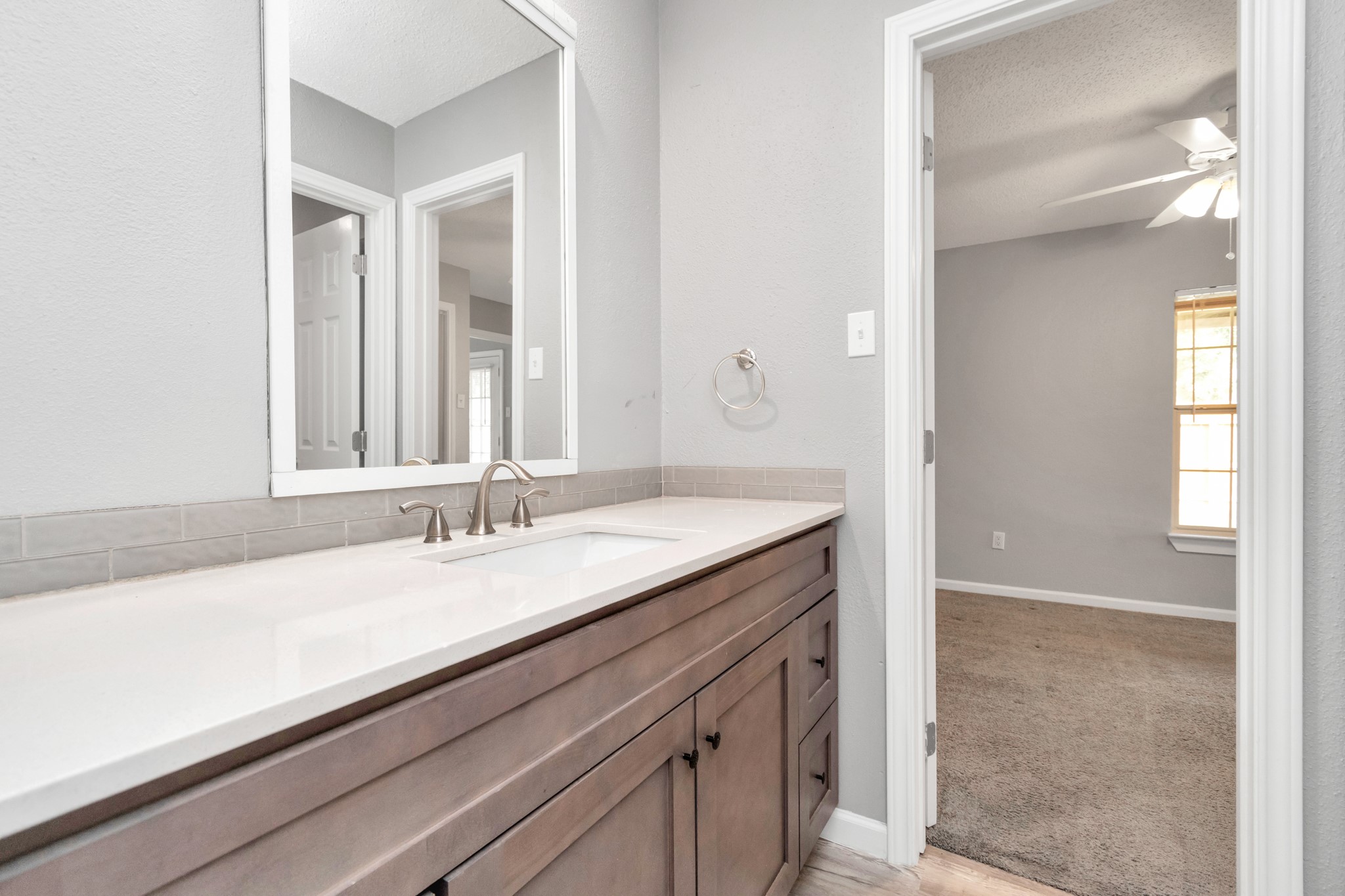 12002 Wood Hollow Lane, Houston, TX 77043