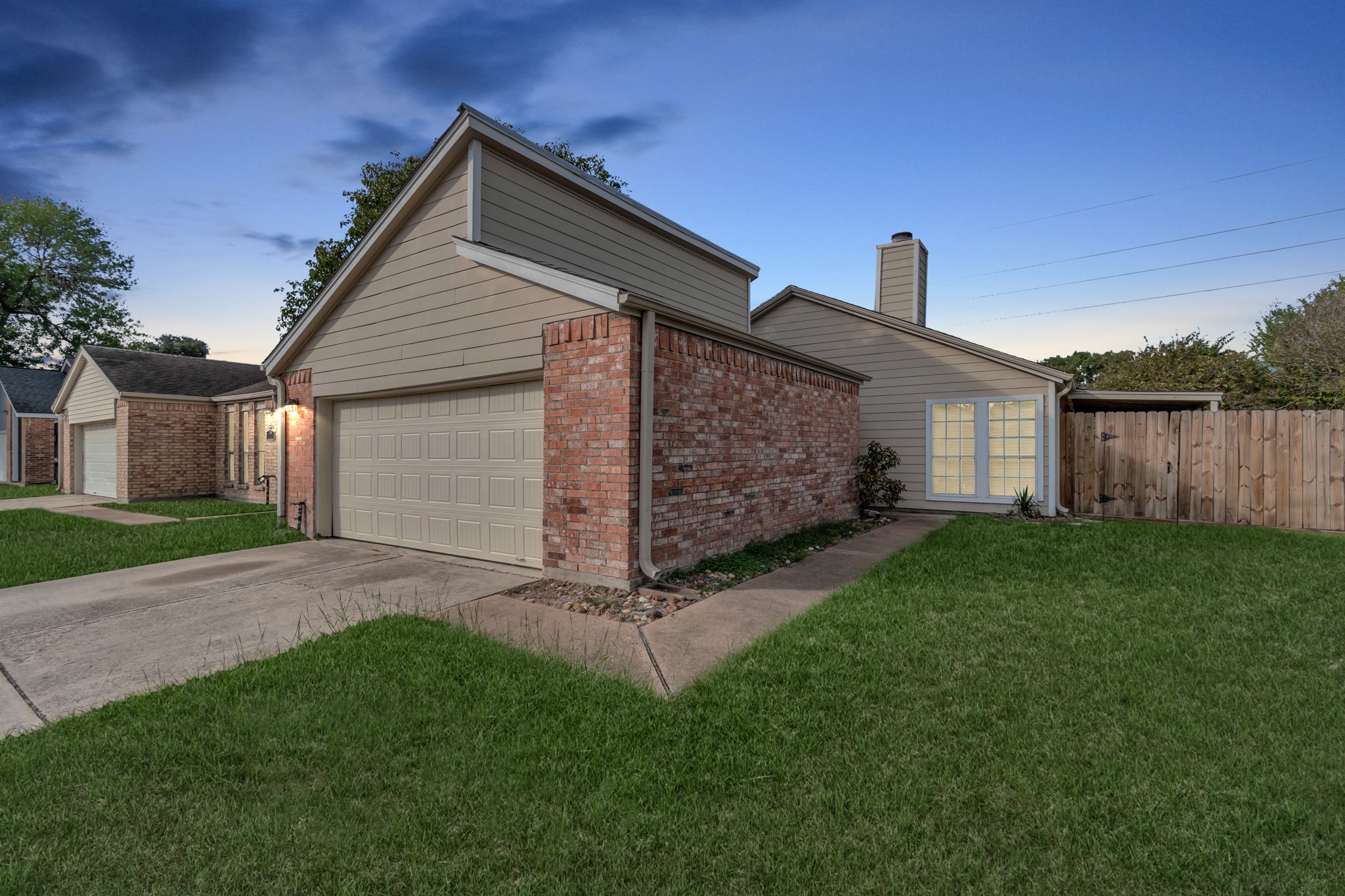 12002 Wood Hollow Lane, Houston, TX 77043