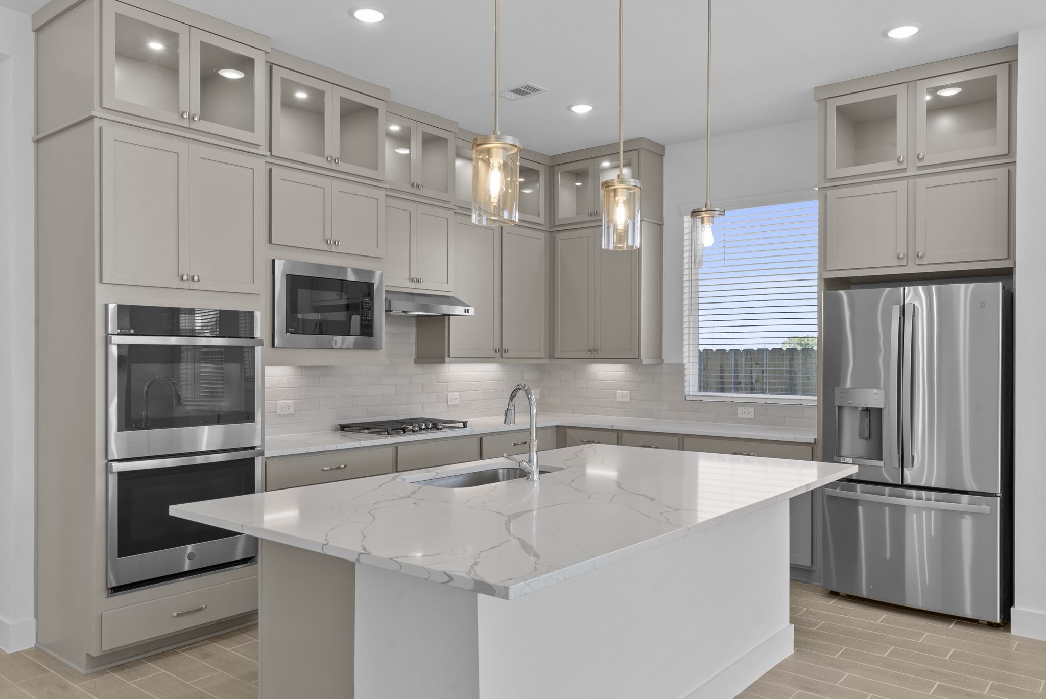 Photos are REPRESENTATIVE of the home /floor plan and are NOT of the actual home.  Selections, features, and room options vary.