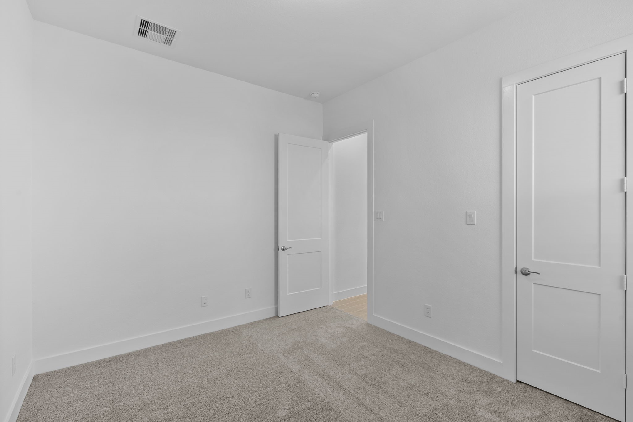 Photos are REPRESENTATIVE of the home /floor plan and are NOT of the actual home.  Selections, features, and room options vary.