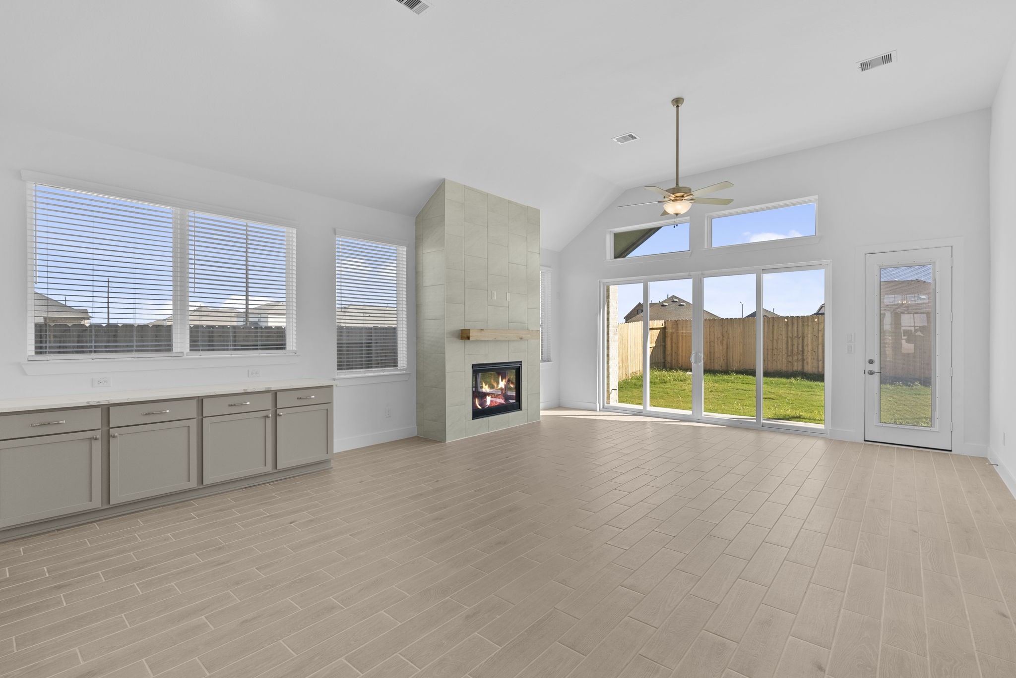 Photos are REPRESENTATIVE of the home /floor plan and are NOT of the actual home.  Selections, features, and room options vary.