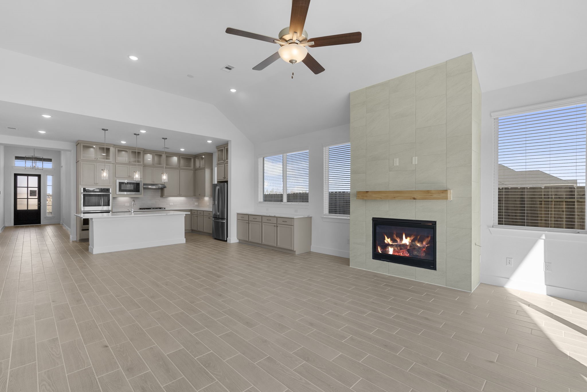Photos are REPRESENTATIVE of the home /floor plan and are NOT of the actual home.  Selections, features, and room options vary.