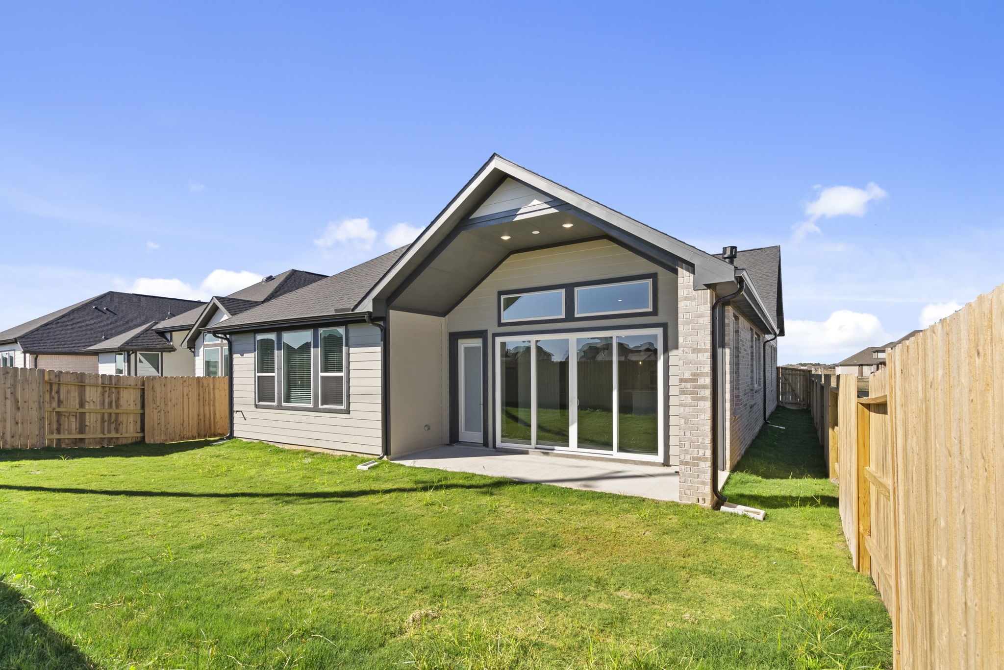Photos are REPRESENTATIVE of the home /floor plan and are NOT of the actual home.  Selections, features, and room options vary.