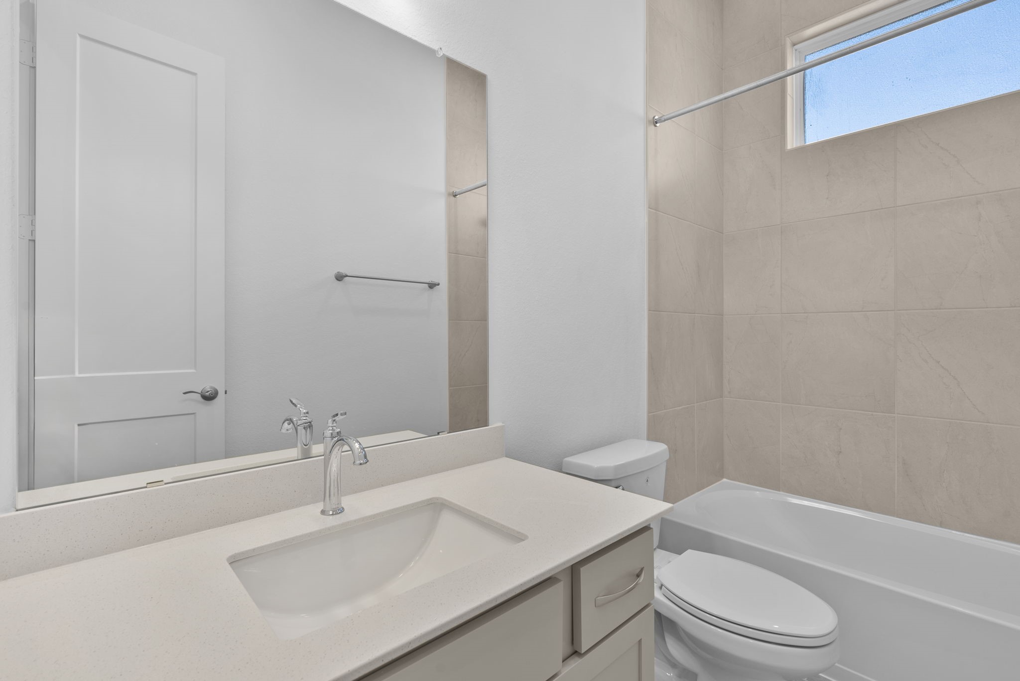 Photos are REPRESENTATIVE of the home /floor plan and are NOT of the actual home.  Selections, features, and room options vary.
