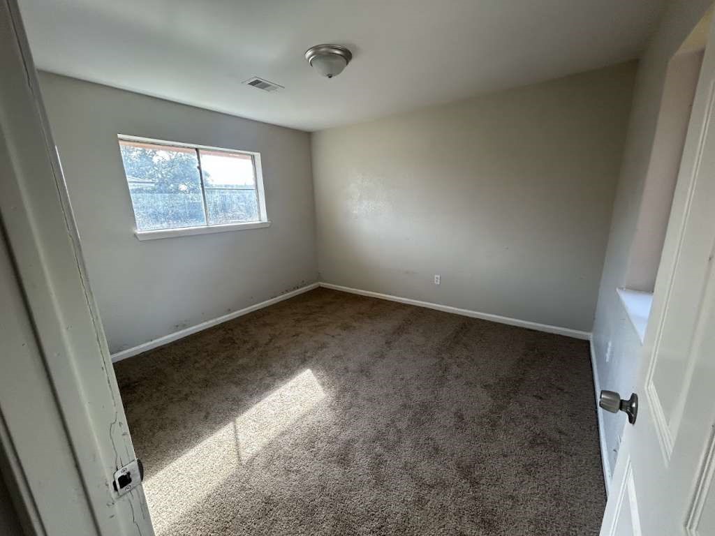 306 Tennyson Street, San Leon, TX 77539