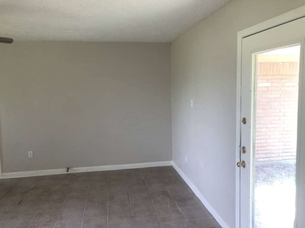 306 Tennyson Street, San Leon, TX 77539