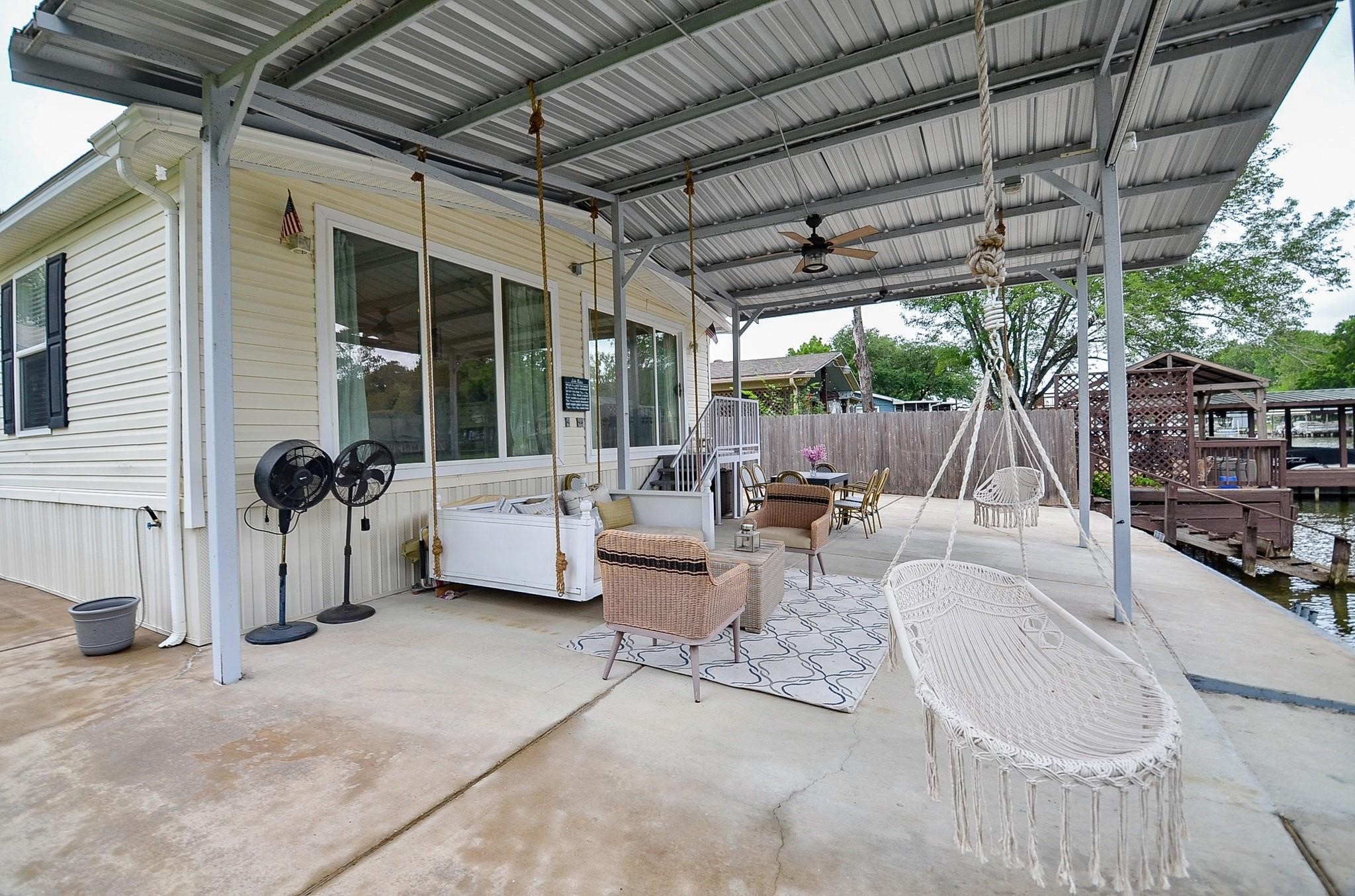 14186 & 14184 Shadow Bay Drive, Willis, TX 77318
