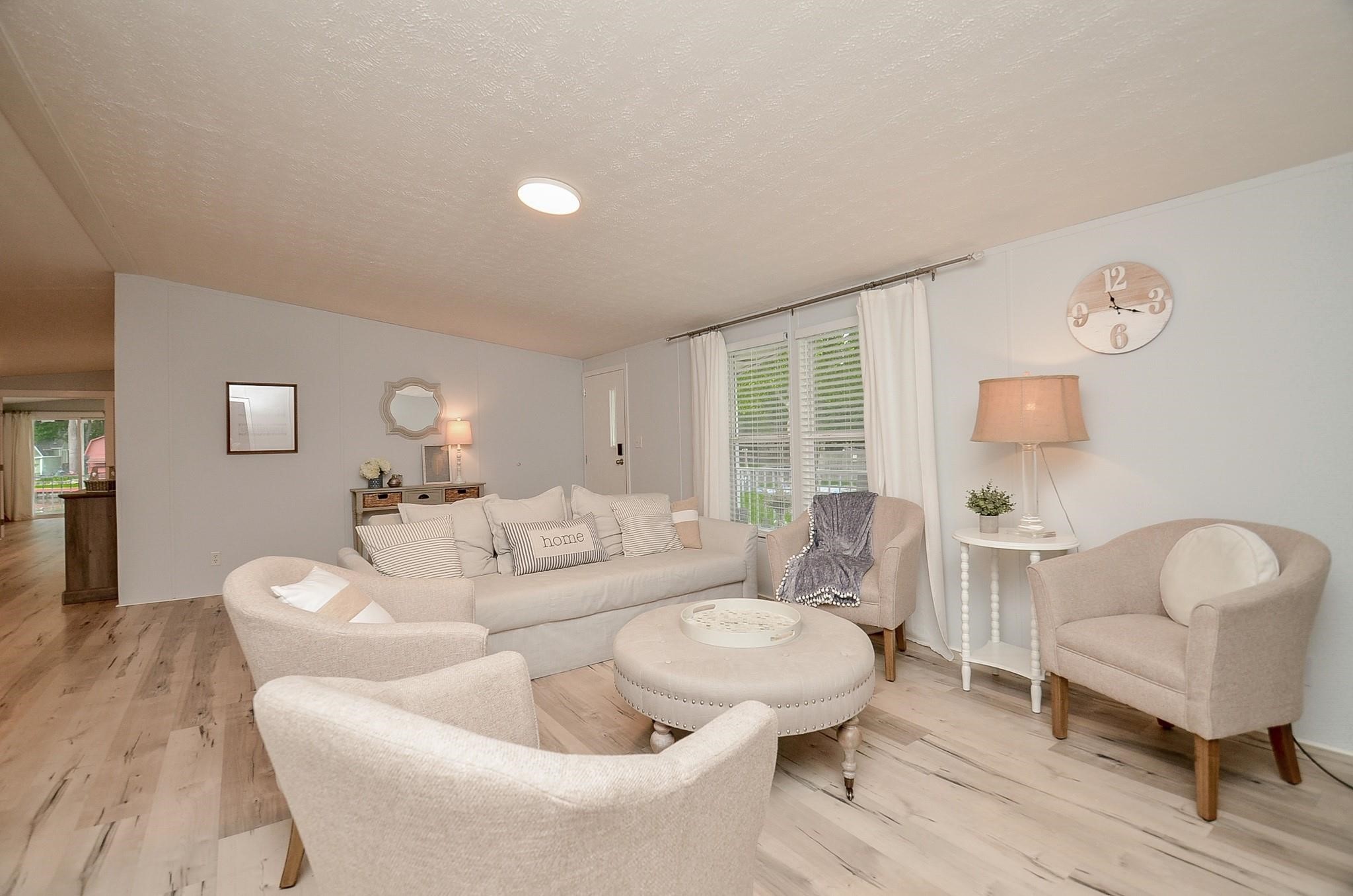 14186 & 14184 Shadow Bay Drive, Willis, TX 77318