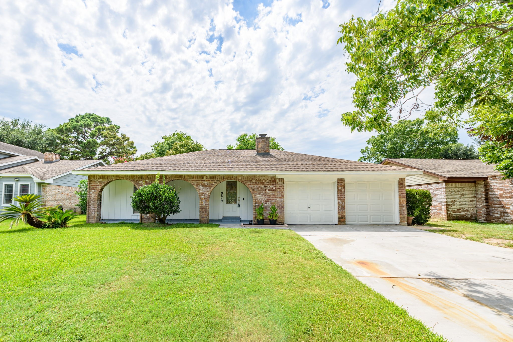 8819 Stone Brook Lane, Houston, TX 77040