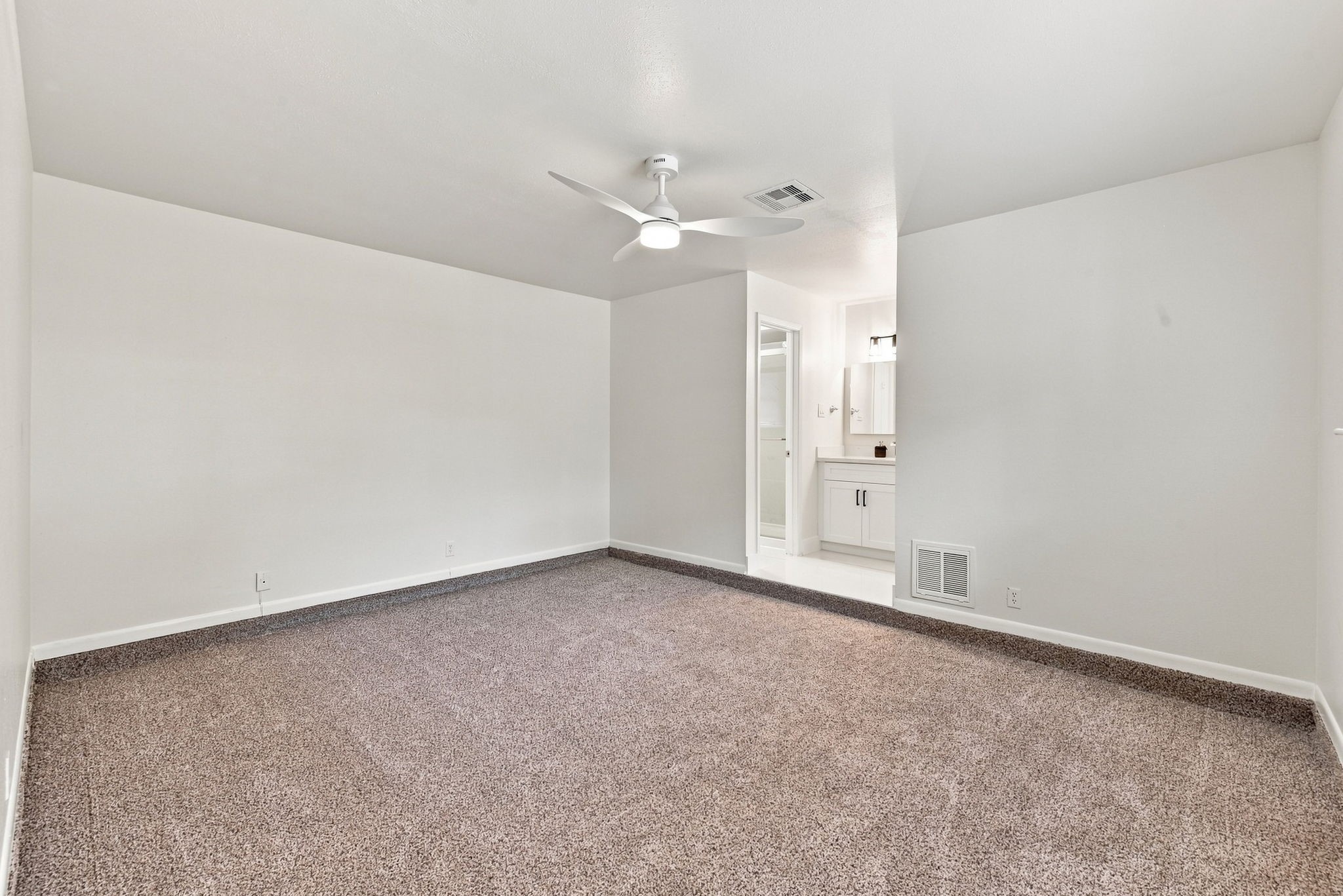 8819 Stone Brook Lane, Houston, TX 77040