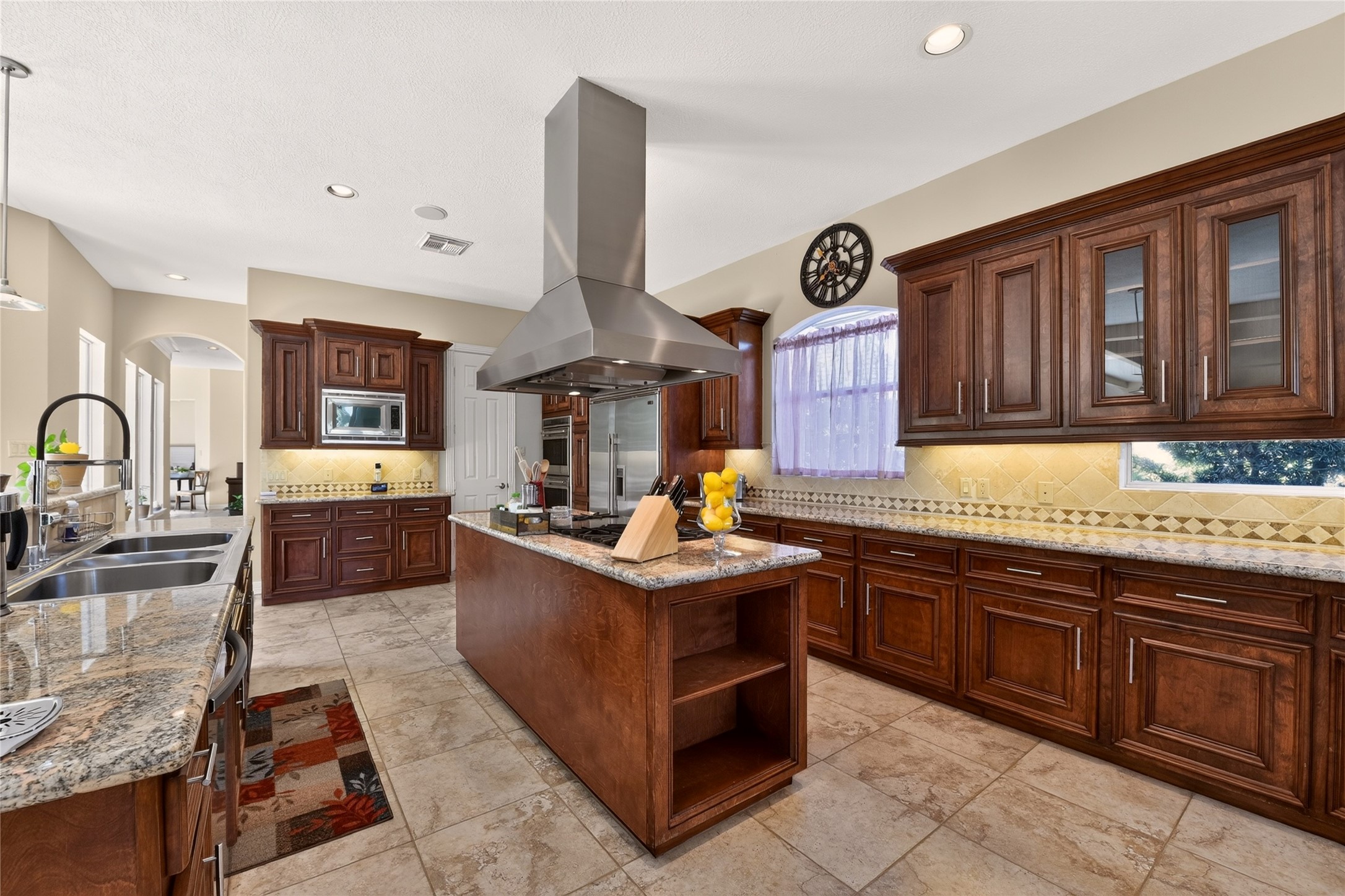 3111 Bentwater Drive, Montgomery, TX 77356