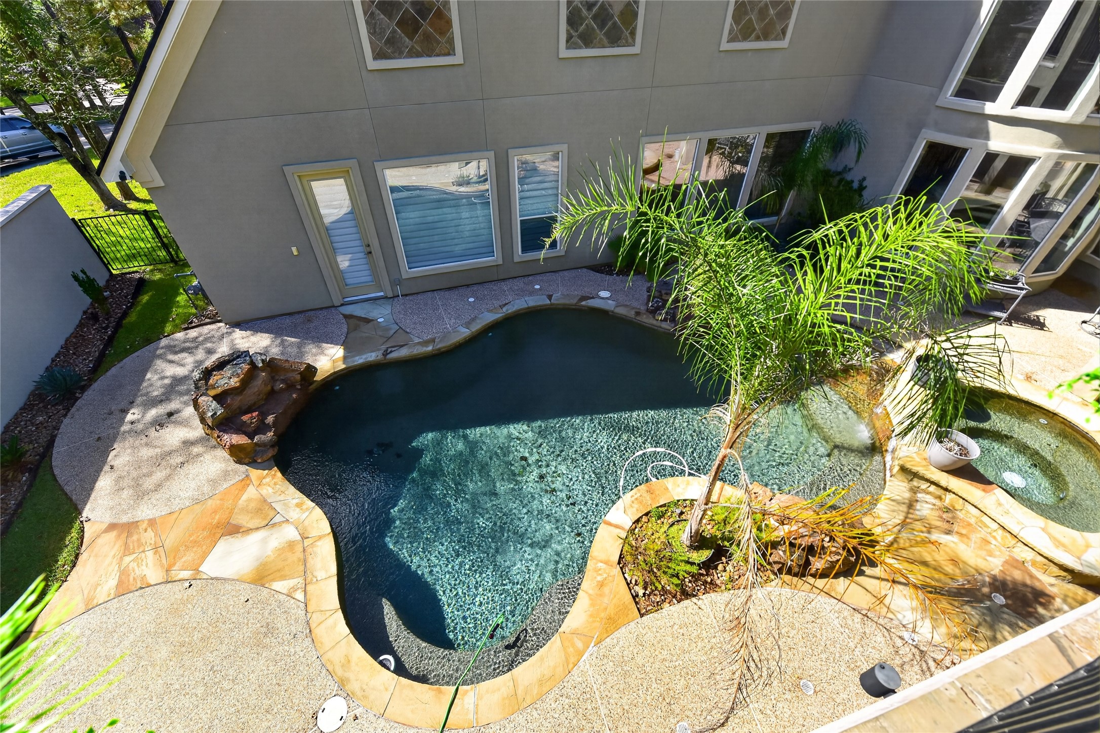 3111 Bentwater Drive, Montgomery, TX 77356