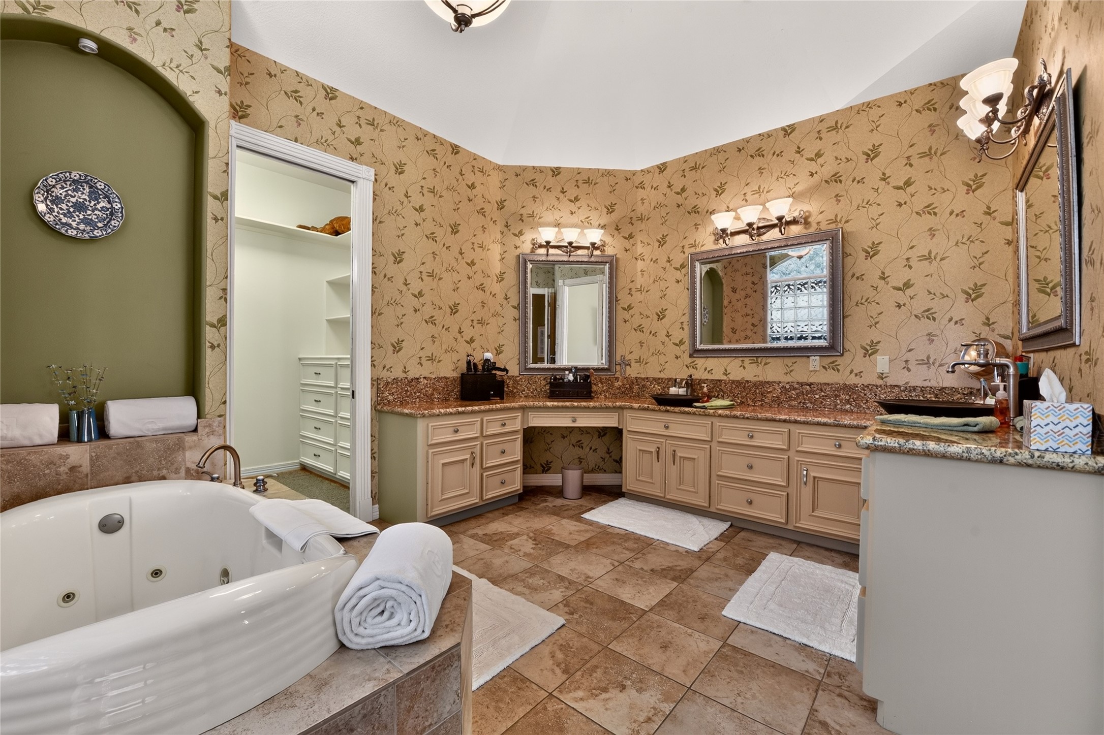 3111 Bentwater Drive, Montgomery, TX 77356