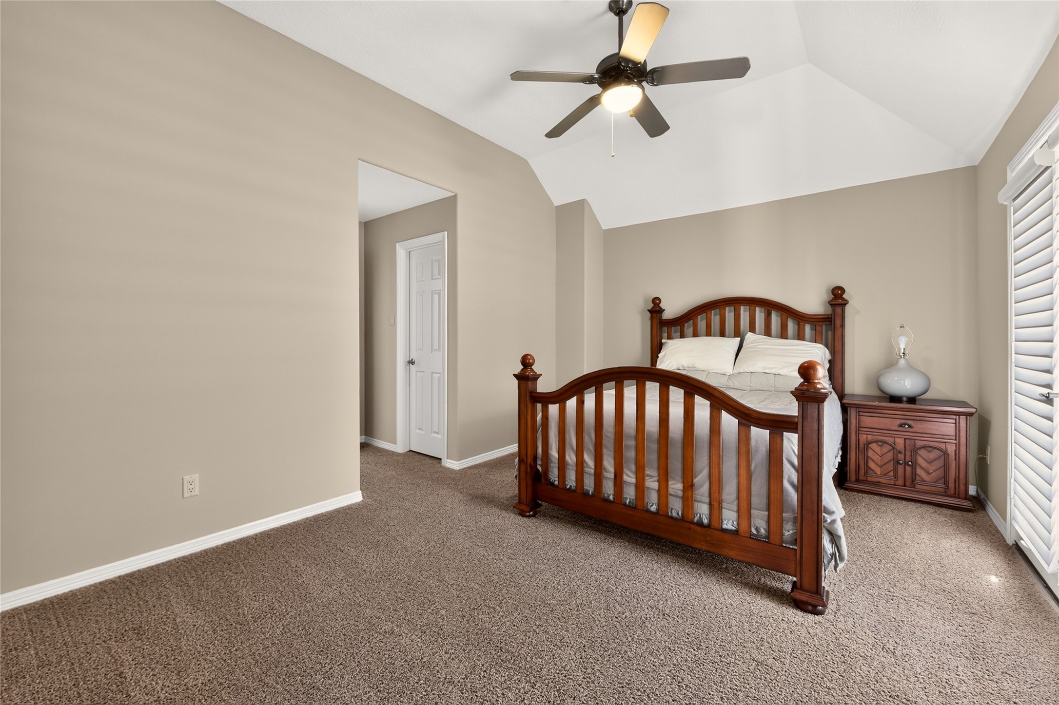 3111 Bentwater Drive, Montgomery, TX 77356