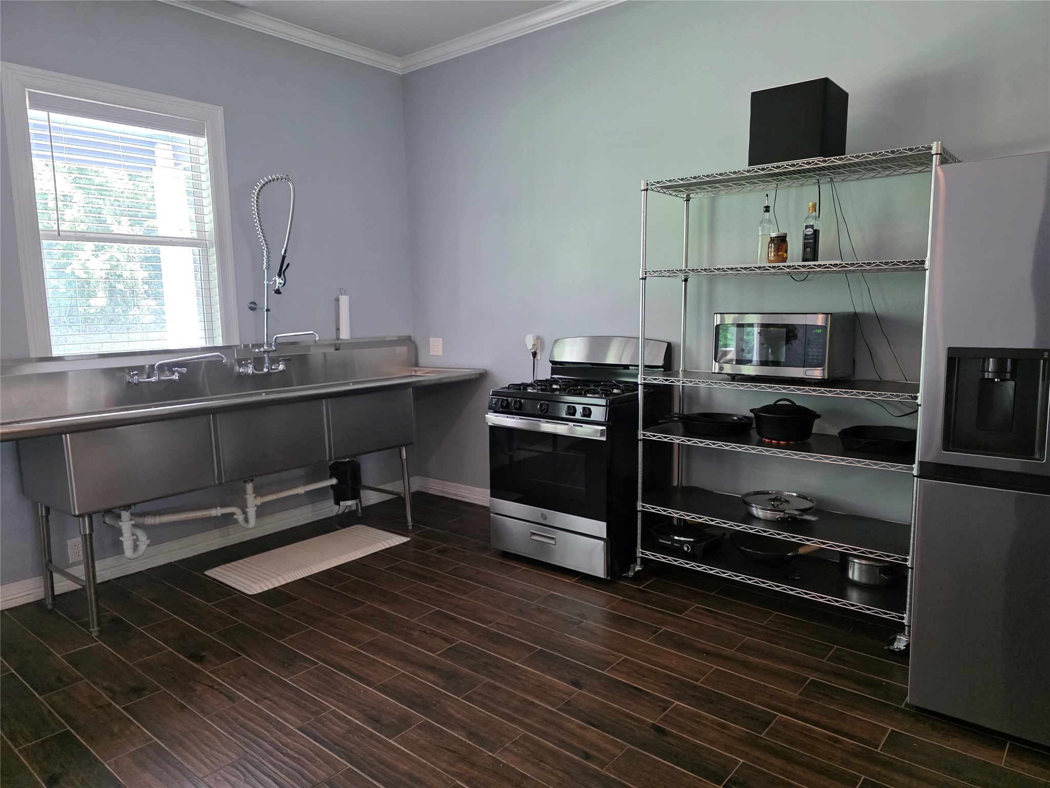 Kitchen Area in Pool House/Guest Suite