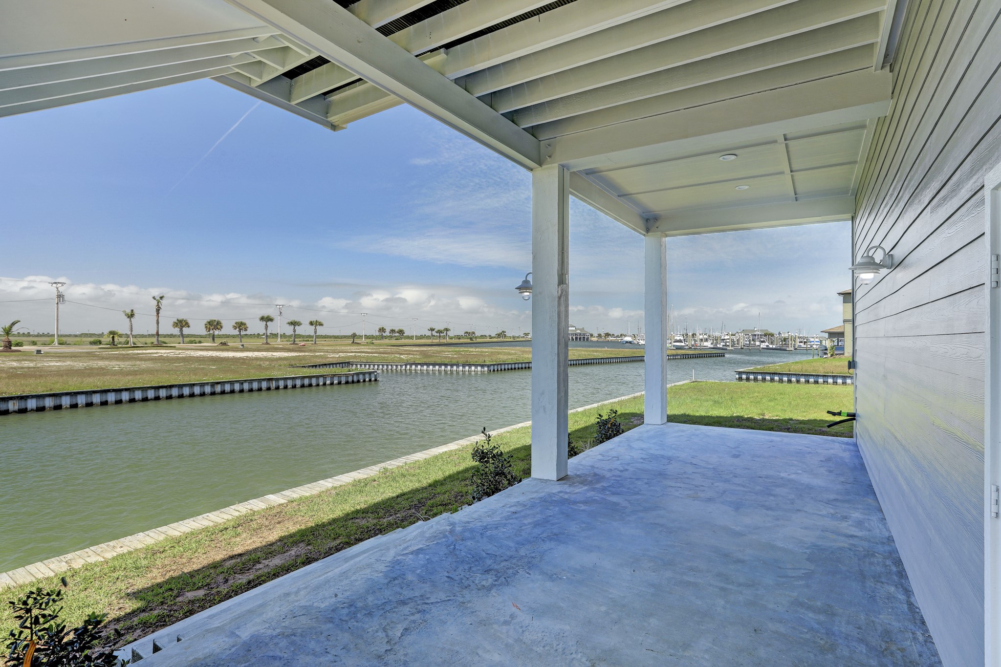 20 Largo, Hitchcock, TX 77563
