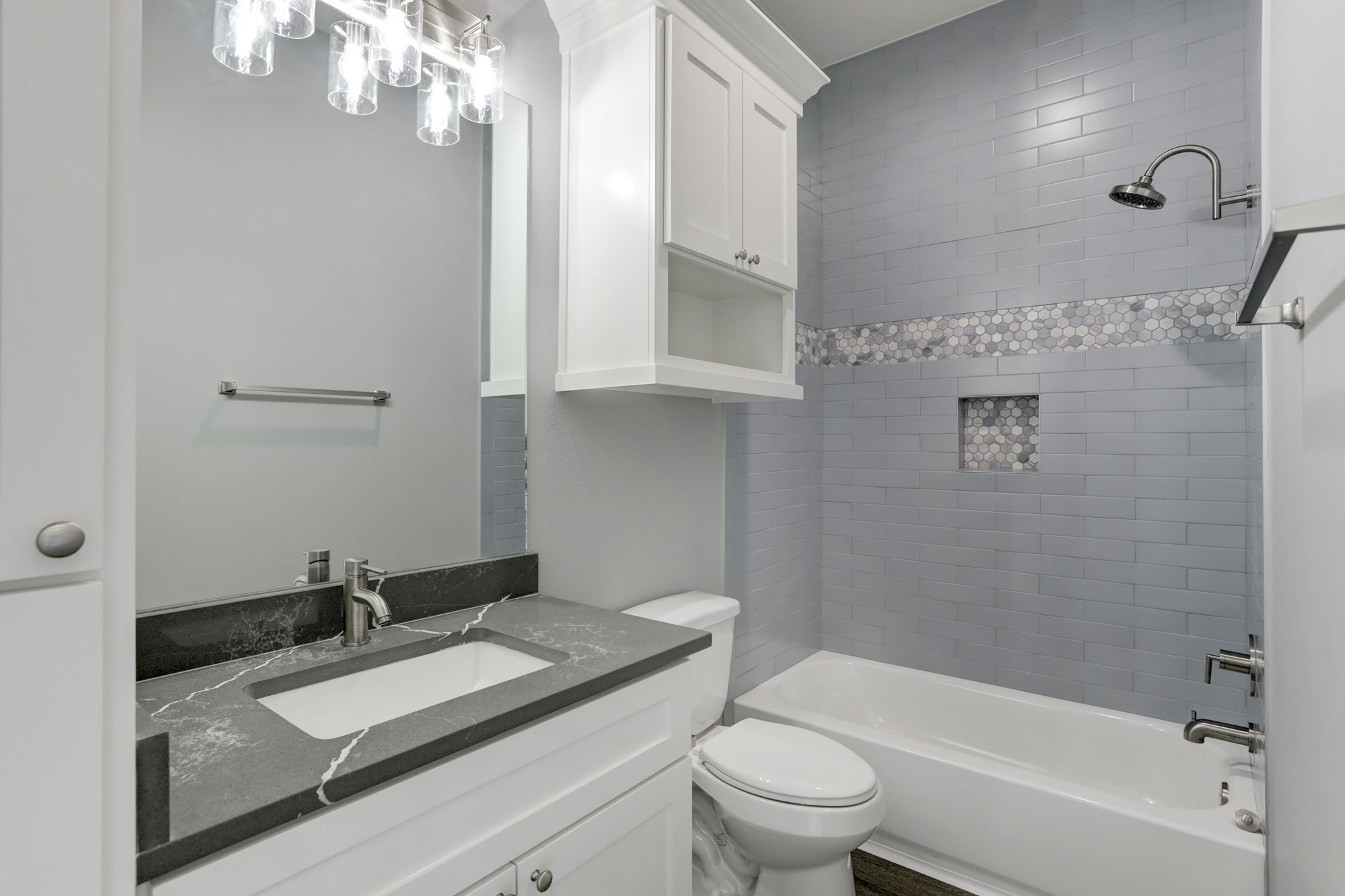 20 Largo, Hitchcock, TX 77563
