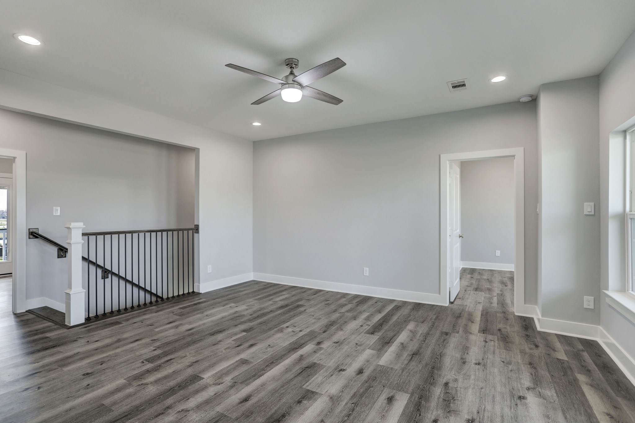 20 Largo, Hitchcock, TX 77563