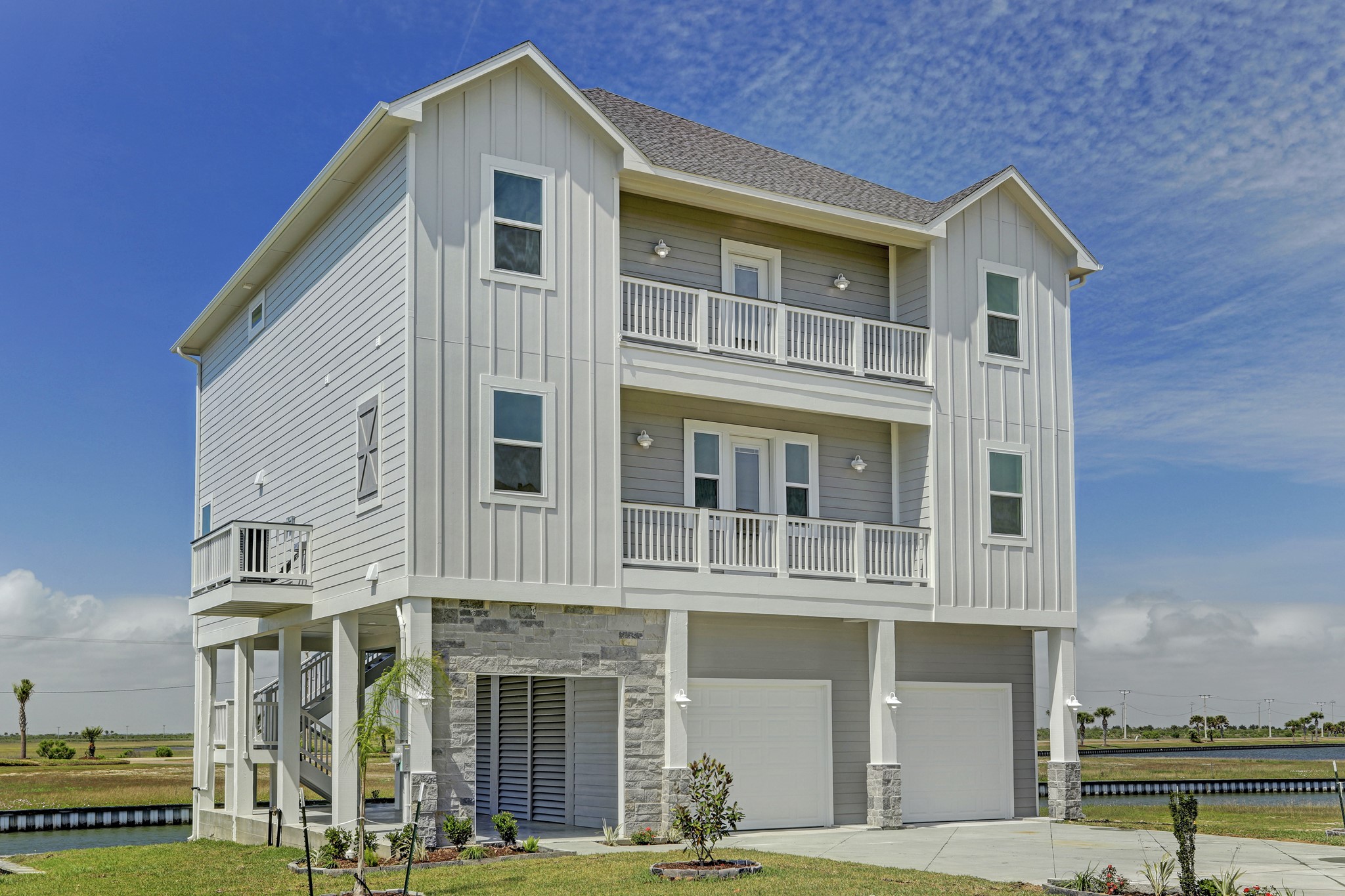 20 Largo, Hitchcock, TX 77563