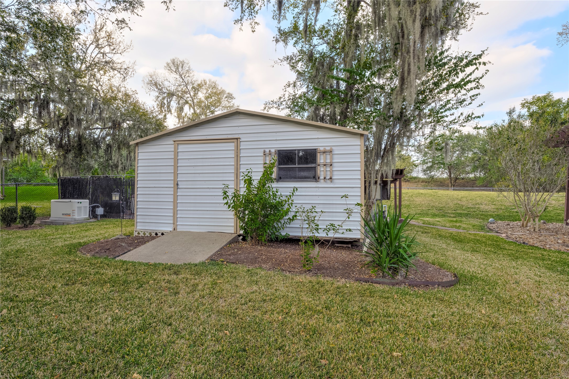 Shed