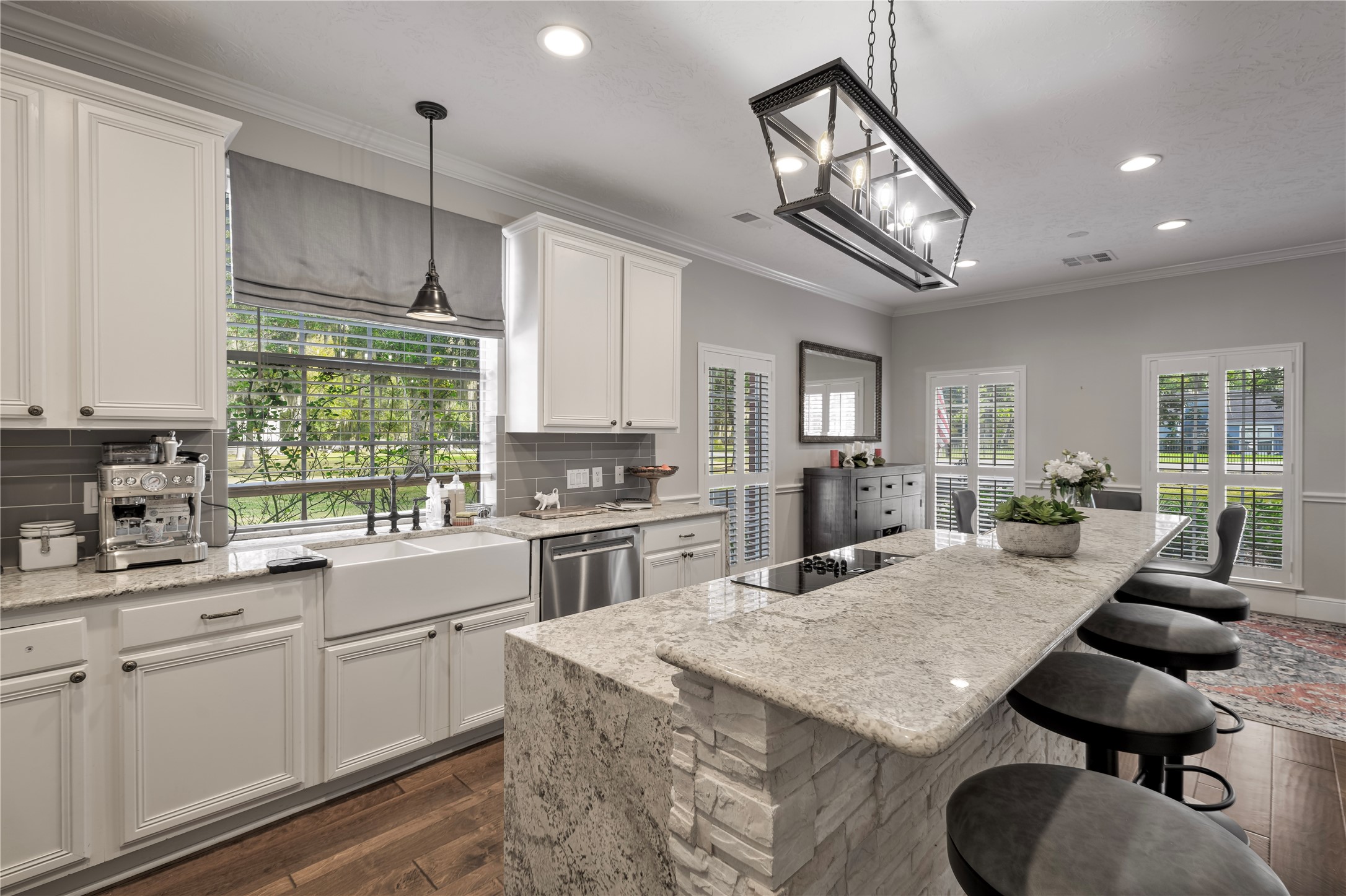 15900 Oleta Lane, Sugar Land, TX 77498