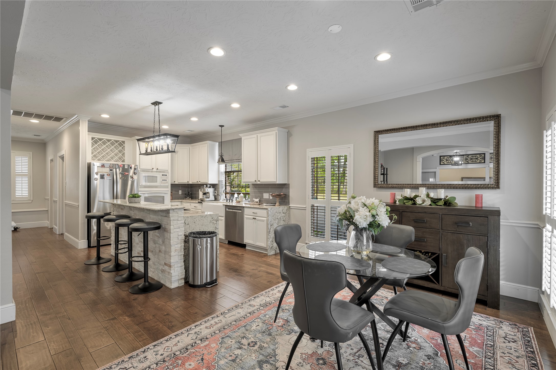 15900 Oleta Lane, Sugar Land, TX 77498