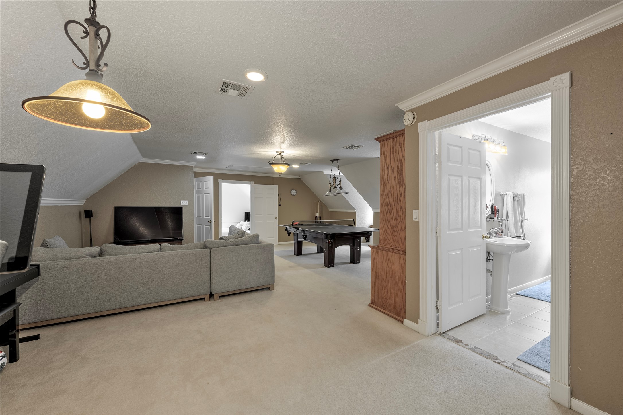 15900 Oleta Lane, Sugar Land, TX 77498